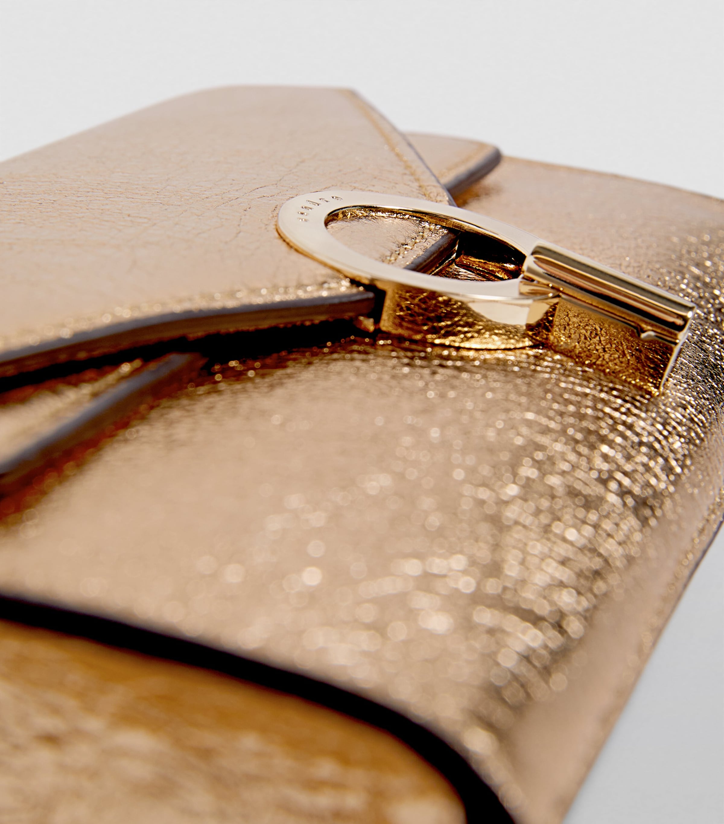 Leather Yza Shoulder Bag GOLD Image 8