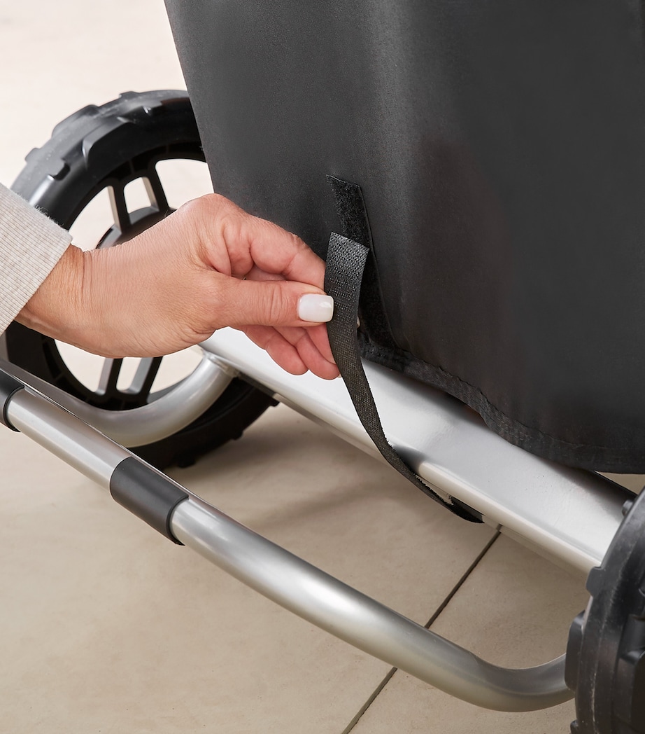 Traveler Barbecue Cover BLACK Image 3