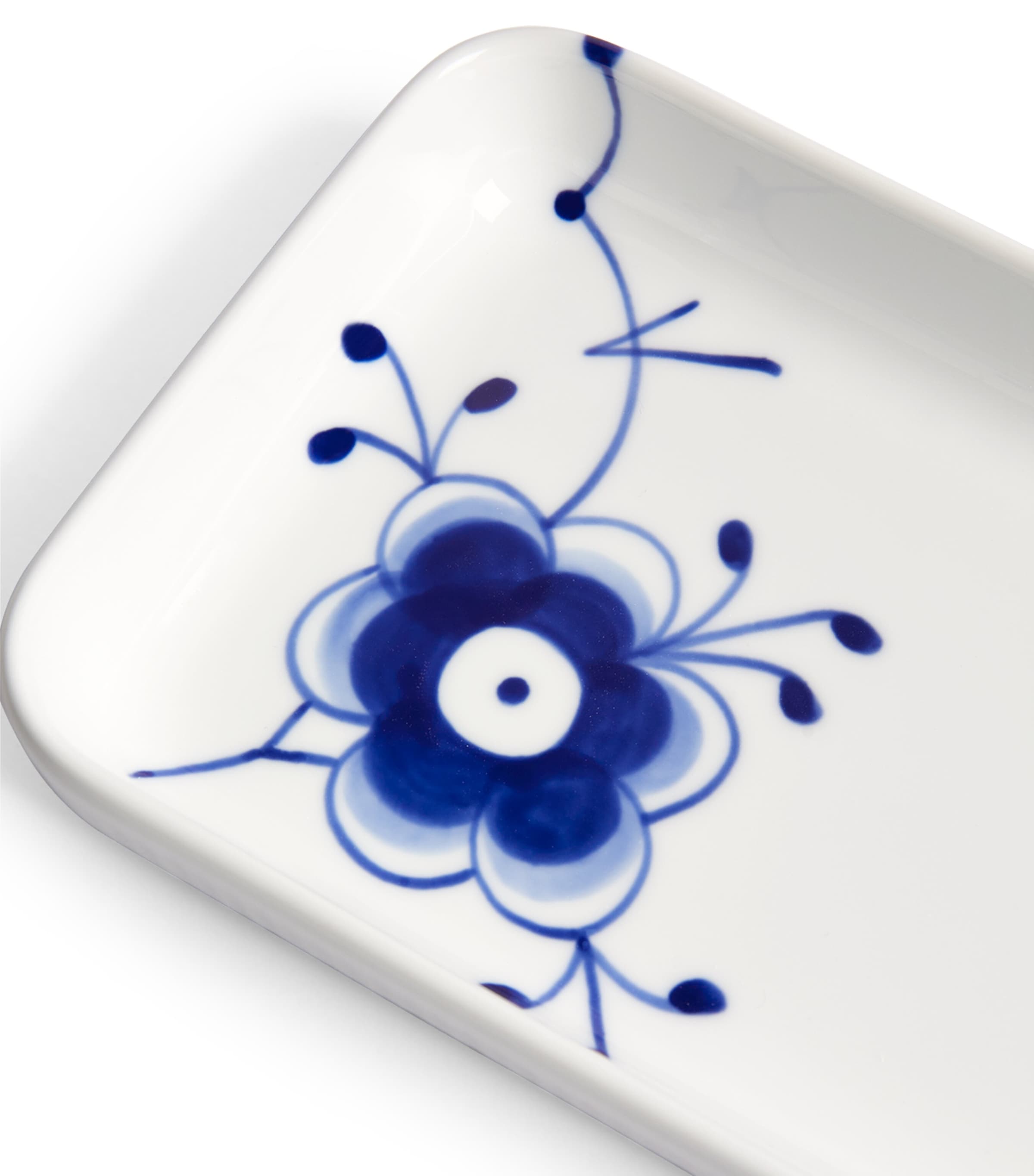 Royal Copenhagen Blue Fluted Mega Dish (36cm) | Harrods US