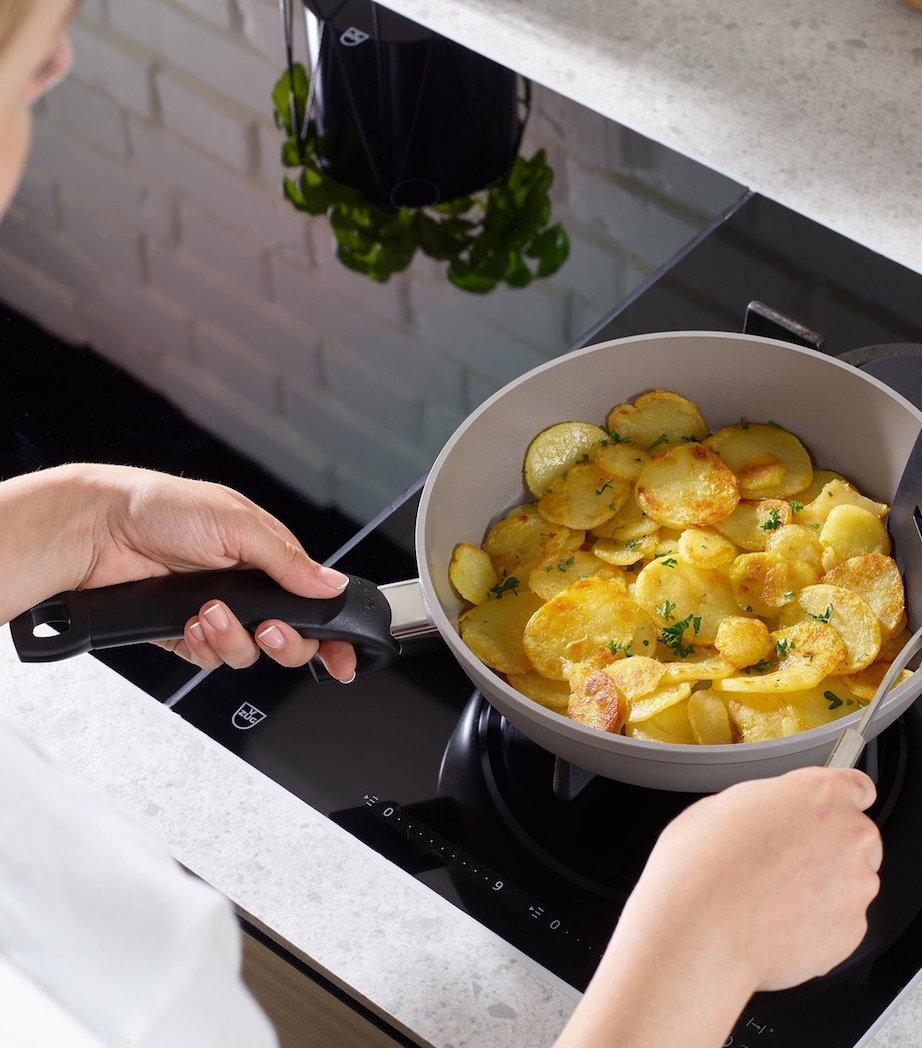 Ceratal Comfort Frying Pan (28cm) GREY Image 8