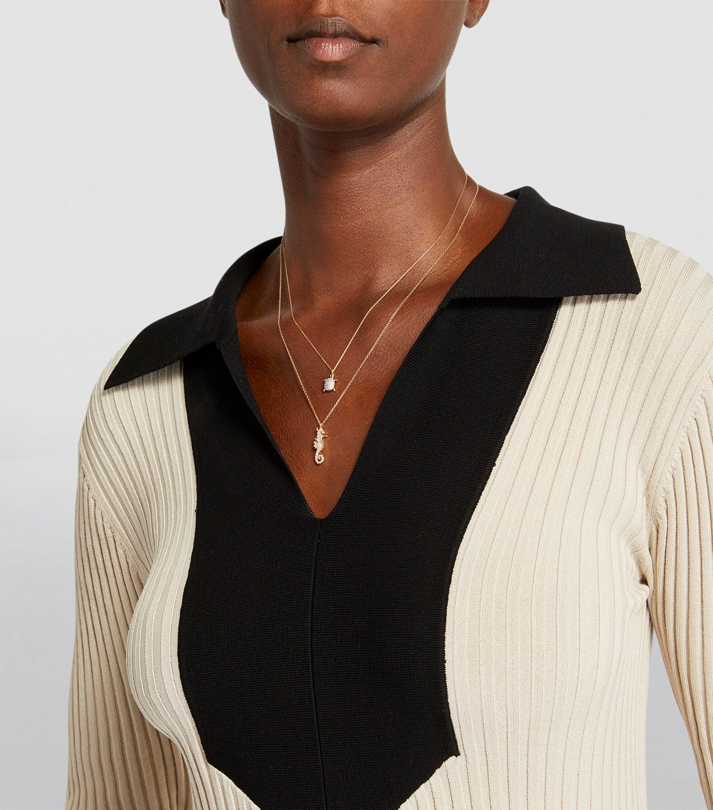 Rose Gold and Diamond Happy Turtle Necklace WHITE Image 5