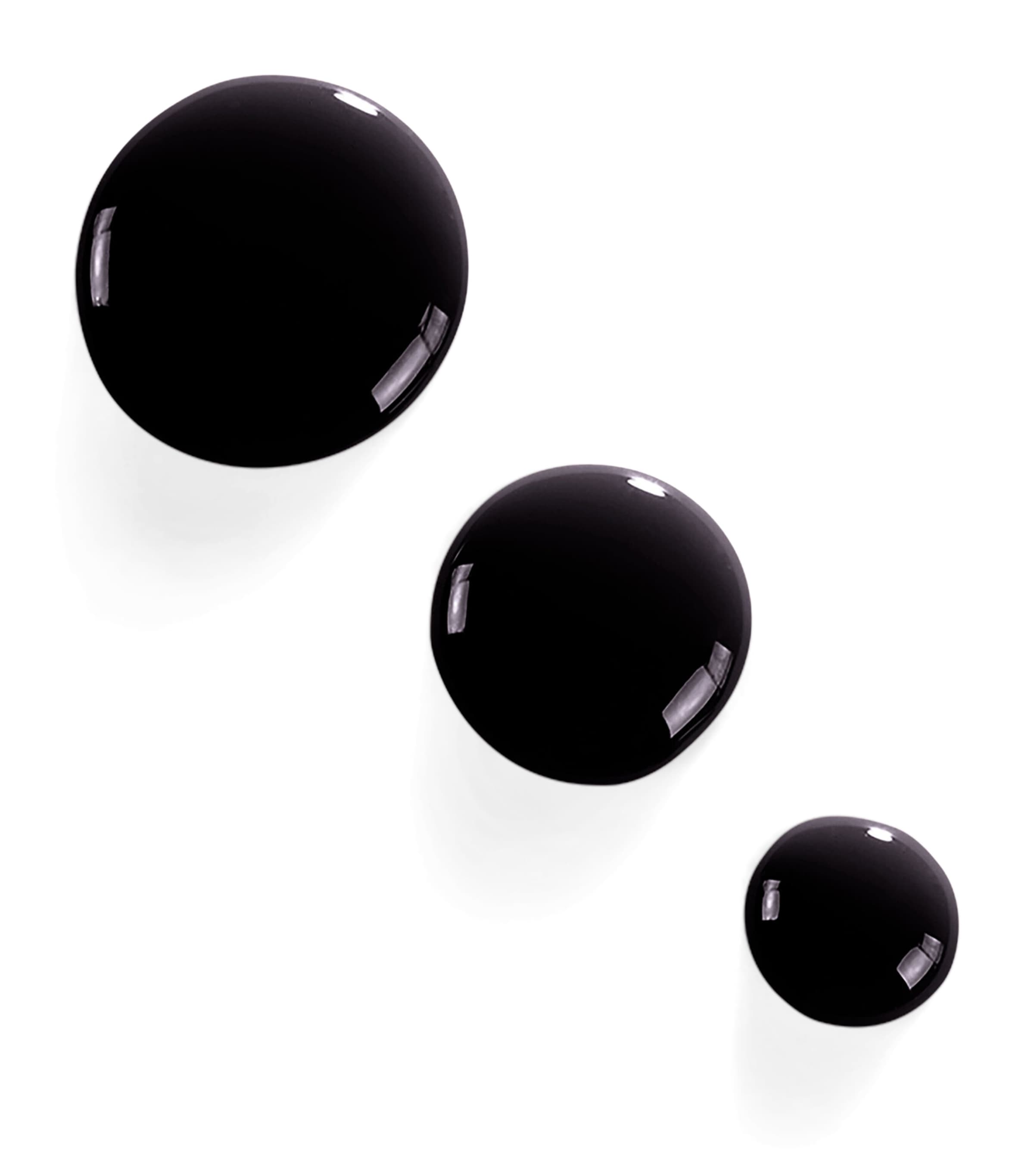 Dior Vernis Gel-Effect Nail Polish 908 BOLD BLACK Image 4