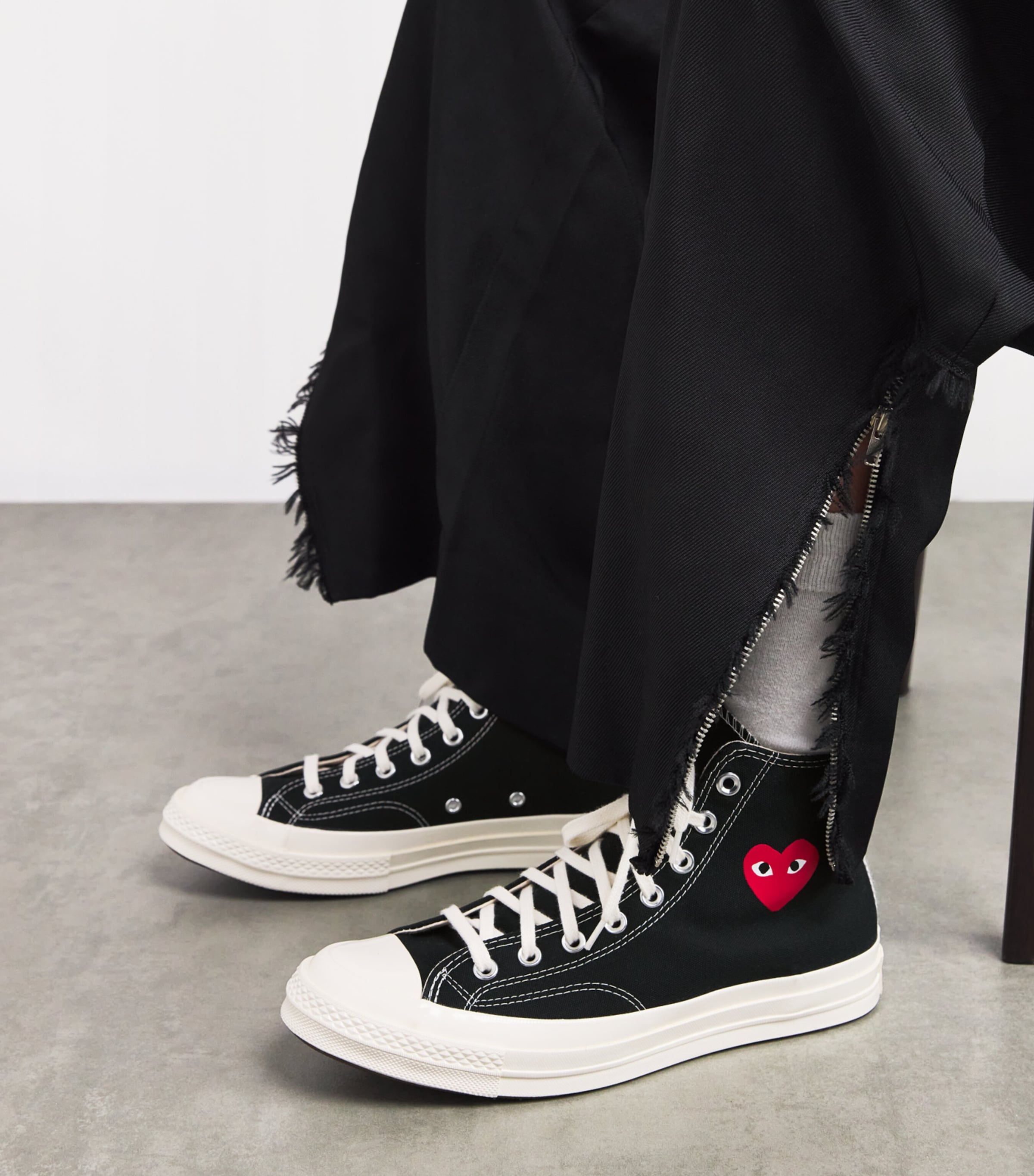 x Converse Heart Chuck Taylor All Star '70 High-Top Sneakers BLACK Image 2