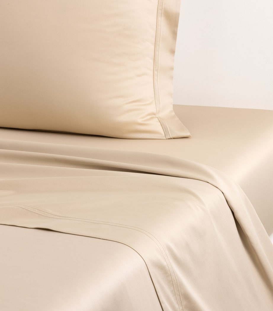 Triomphe Super King Flat Sheet (270cm x 295cm) DUNE Image 3