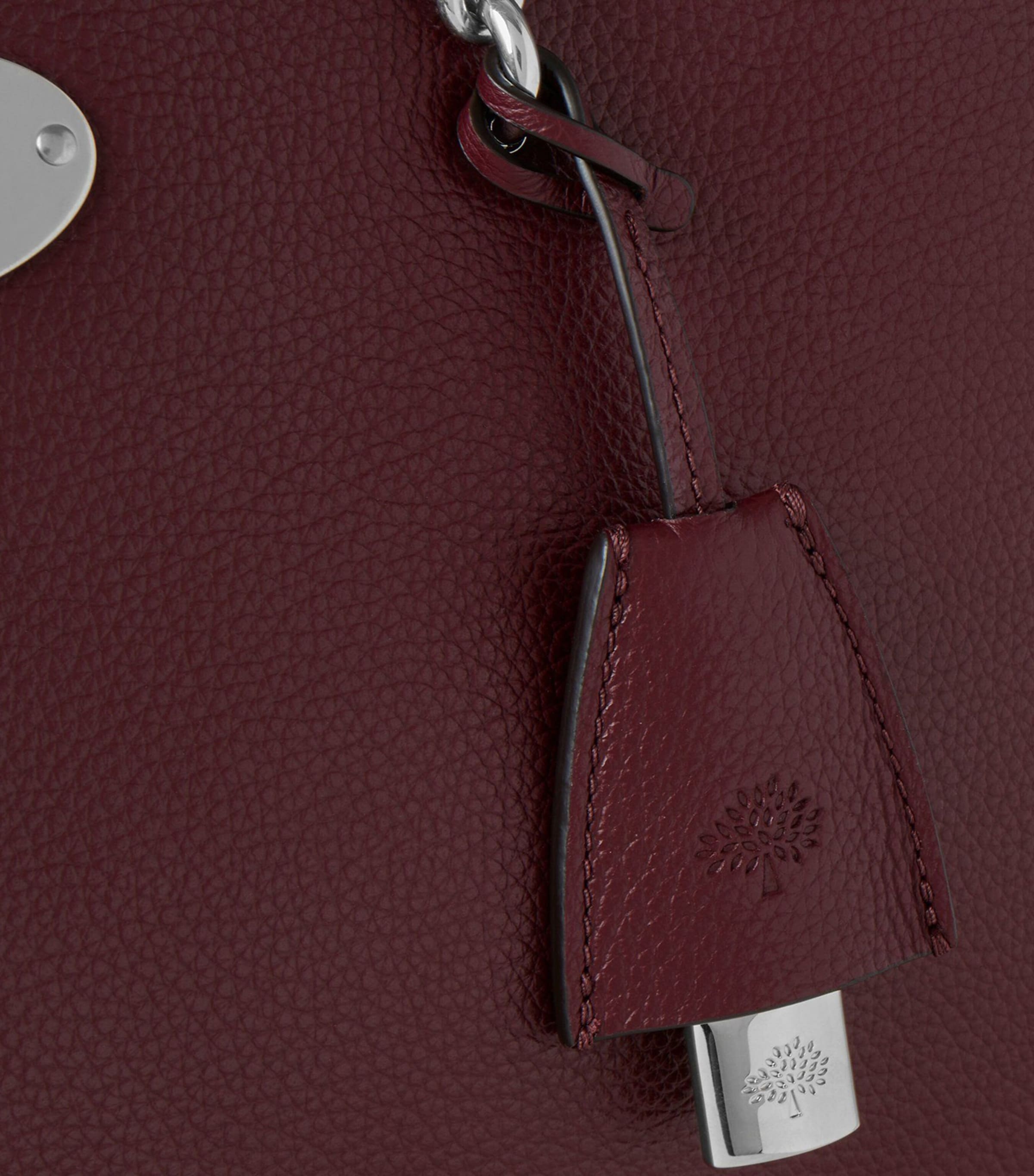 Small Leather Lily Chain Tote Bag BLACK CHERRY Image 6