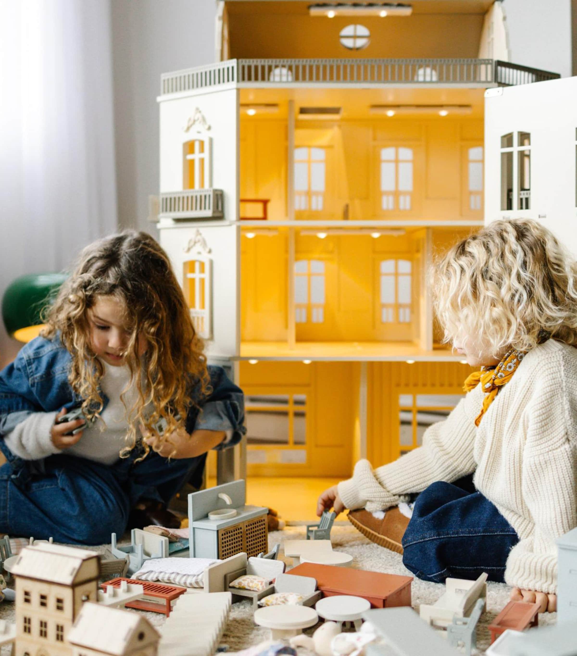 Little Forest Animals House of Paris Dollhouse (115cm) Image 5