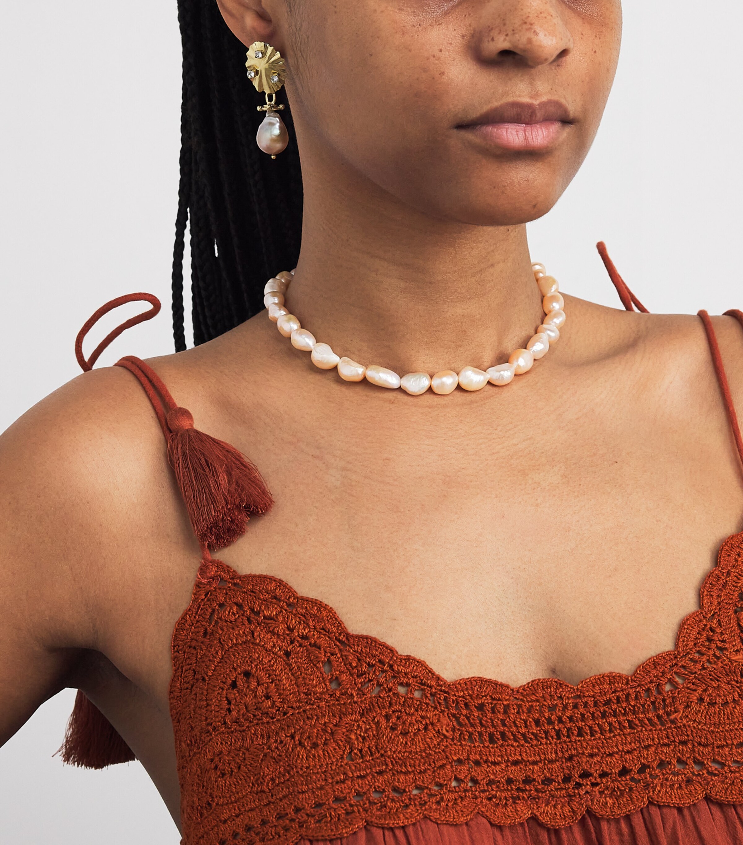 Pearl Dangle Earrings PEARLESCENT Image 2