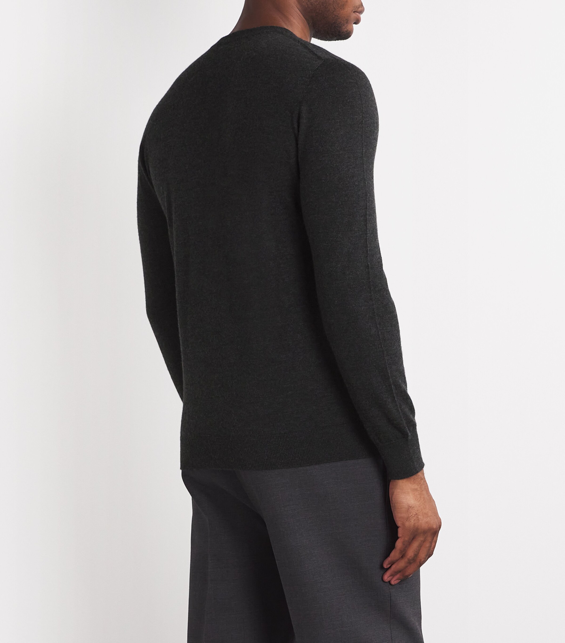 Johnstons Of Elgin Mens Cashmere Crew-Neck Sweater Charcoal Image 4
