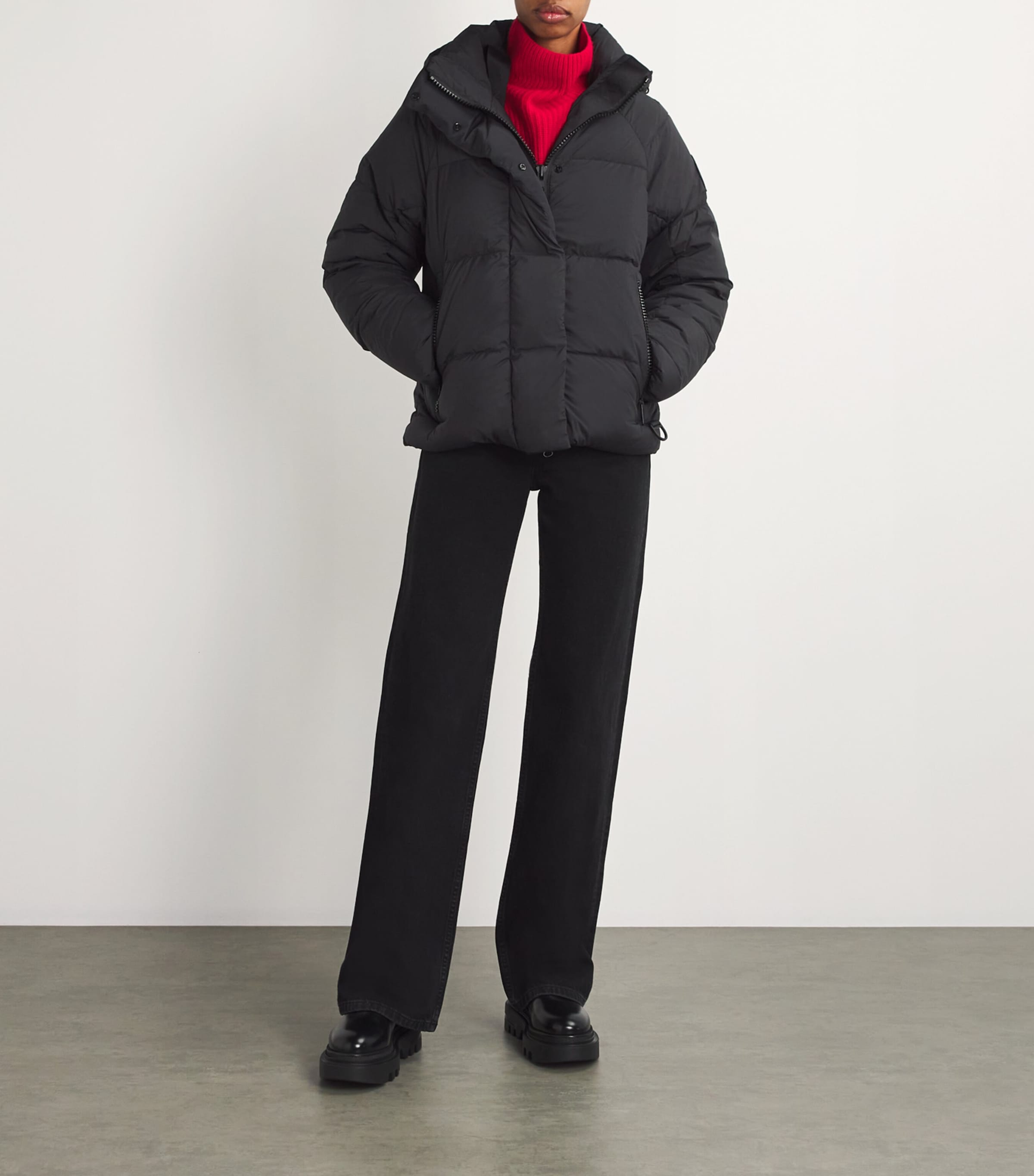 Down Water-Resistant Junction Parka 9061 BLACK Image 2