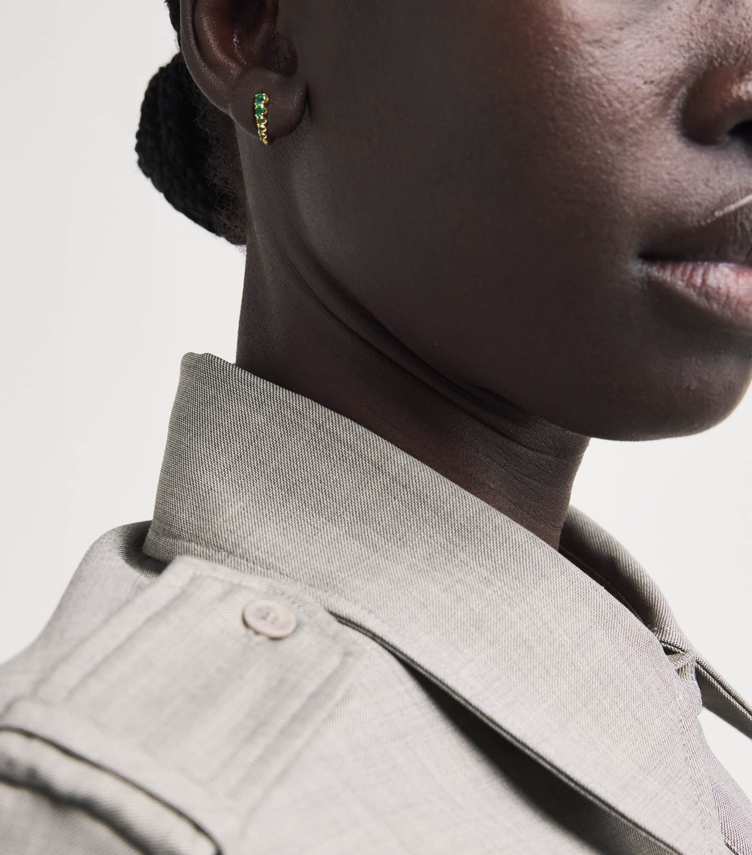 Medium Yellow Gold and Emerald Edith Stud Earrings YELLOW GOLD Image 2