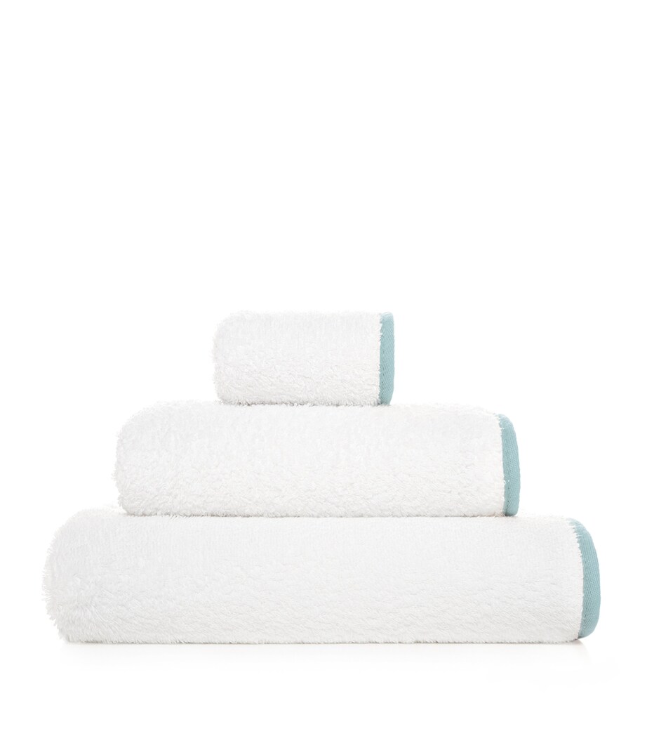 GRACCIOZA Egyptian Cotton Portobello Washcoth (30cm x 30cm) White/seamist Image 1