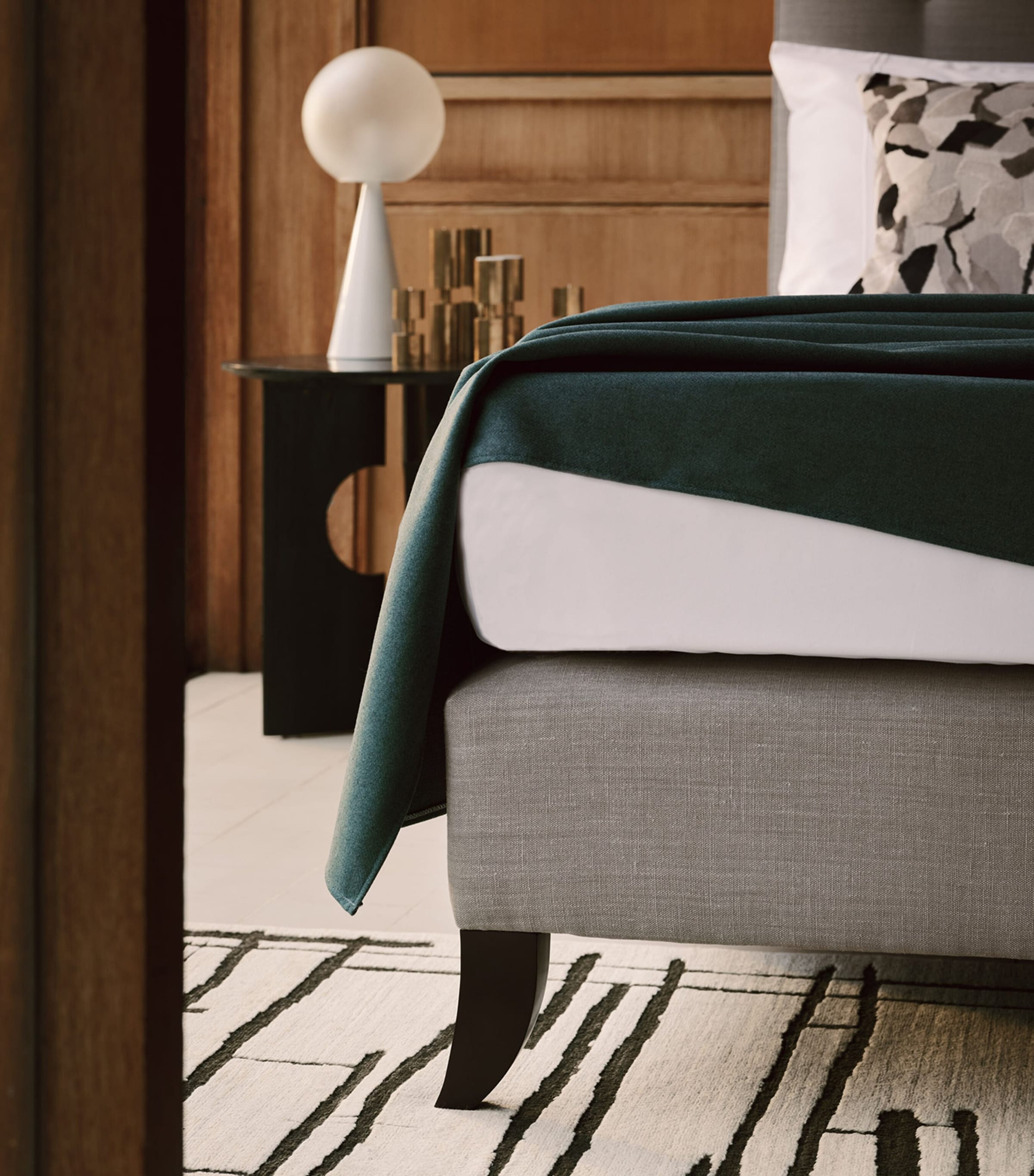 Holly Nº3 Bed GREY Image 5