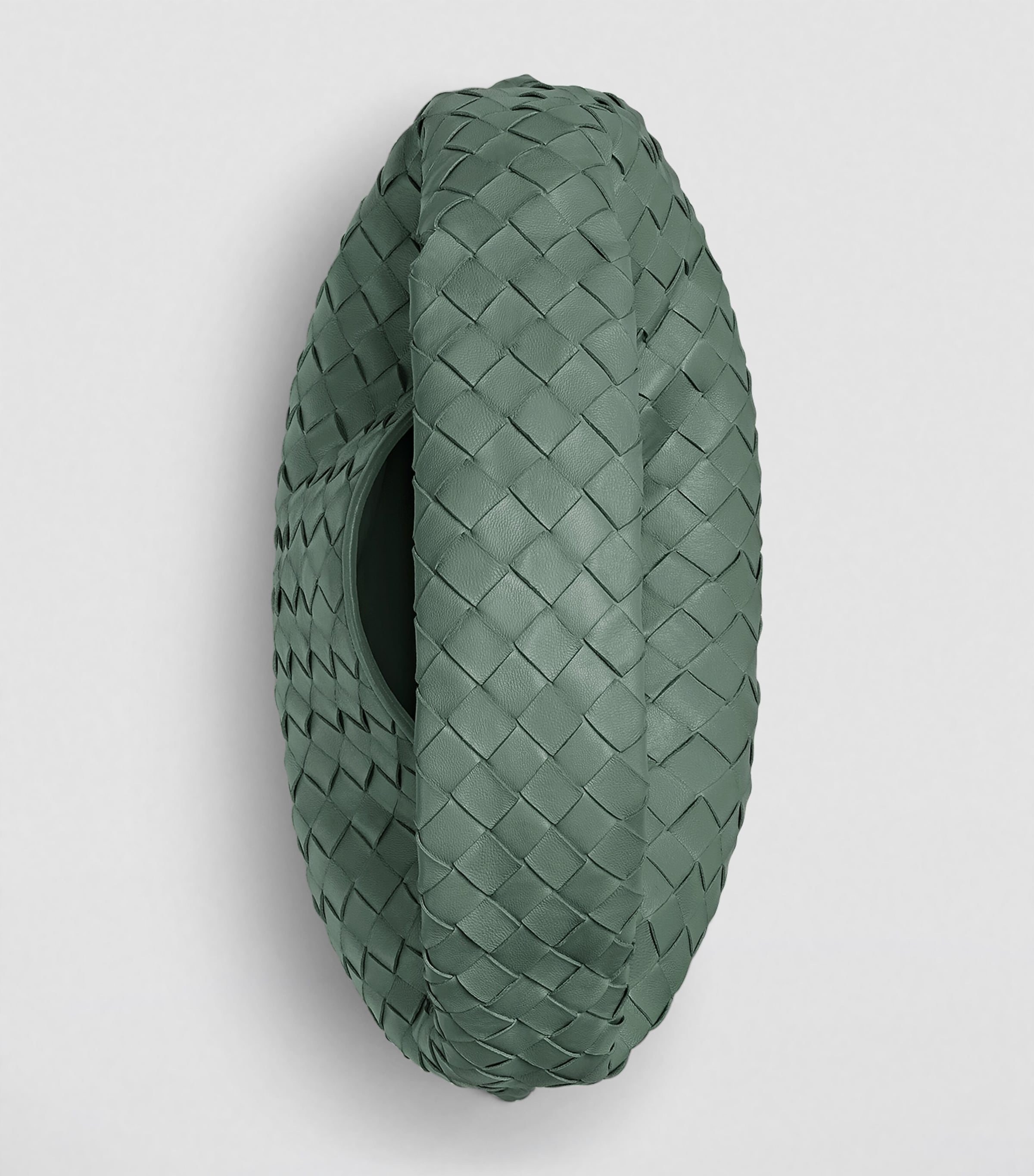 【Bottega Veneta】トラベラーホーボーバッグ ブラックスモール トラベラー| Bottega Veneta® 日本