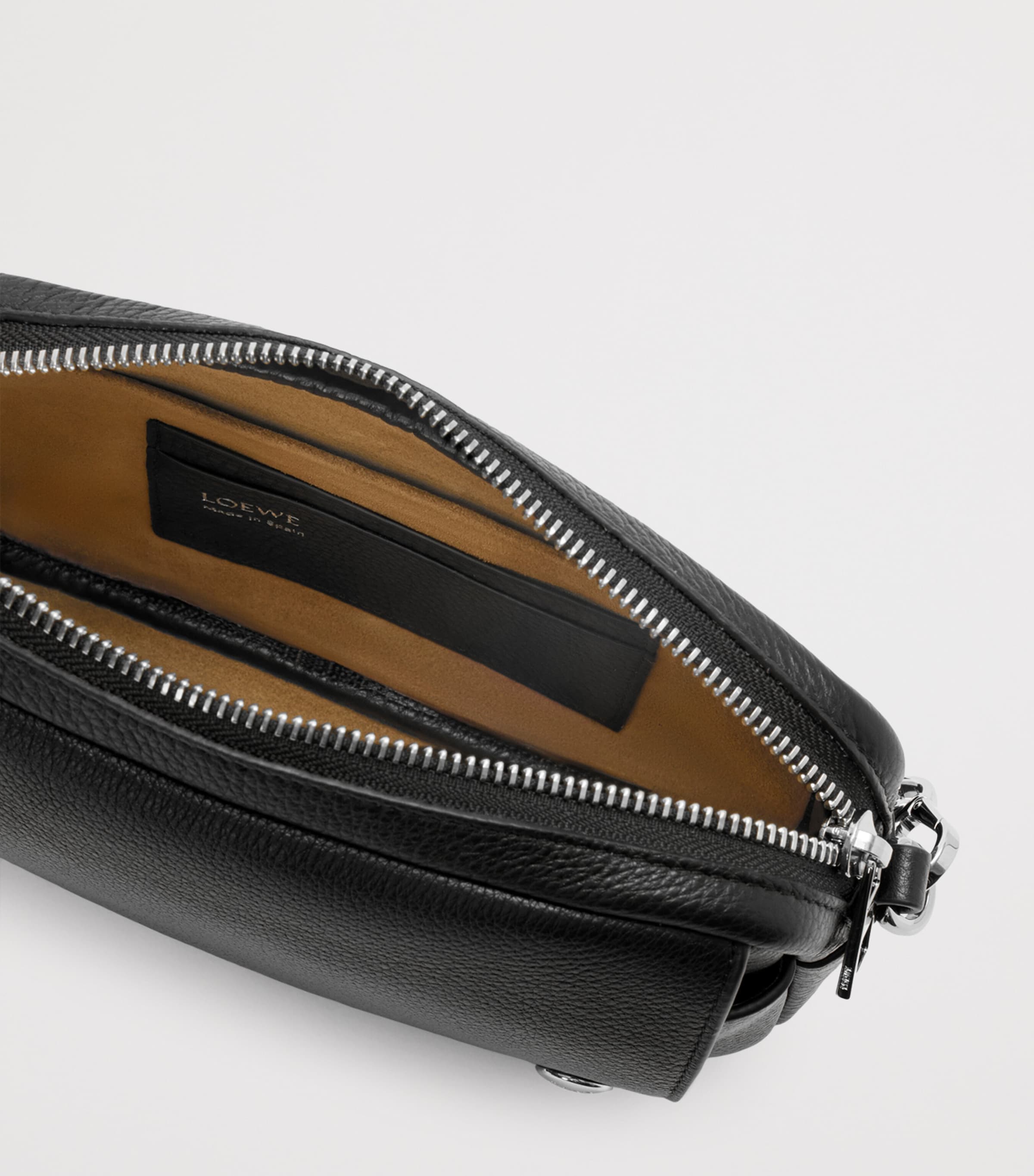Small Leather Pebble Messenger Bag BLACK Image 3