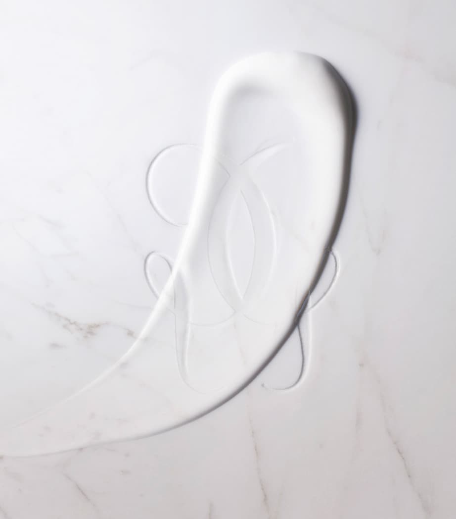 Rose Chérie Scented Hand & Body Lotion (300ml) - Refill NO COLOUR Image 2