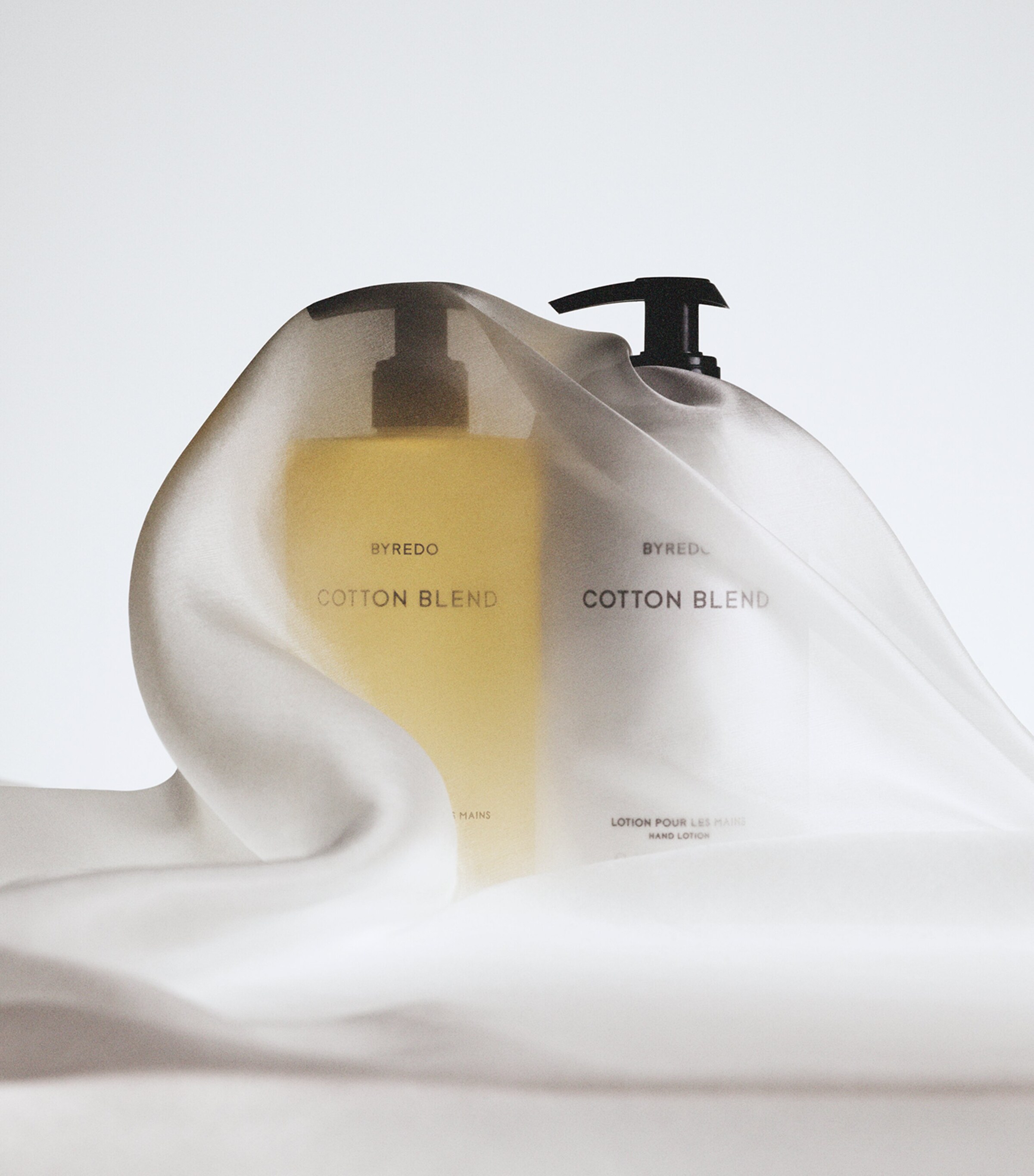 Byredo Cotton Blend Hand Lotion (450ml) Image 3