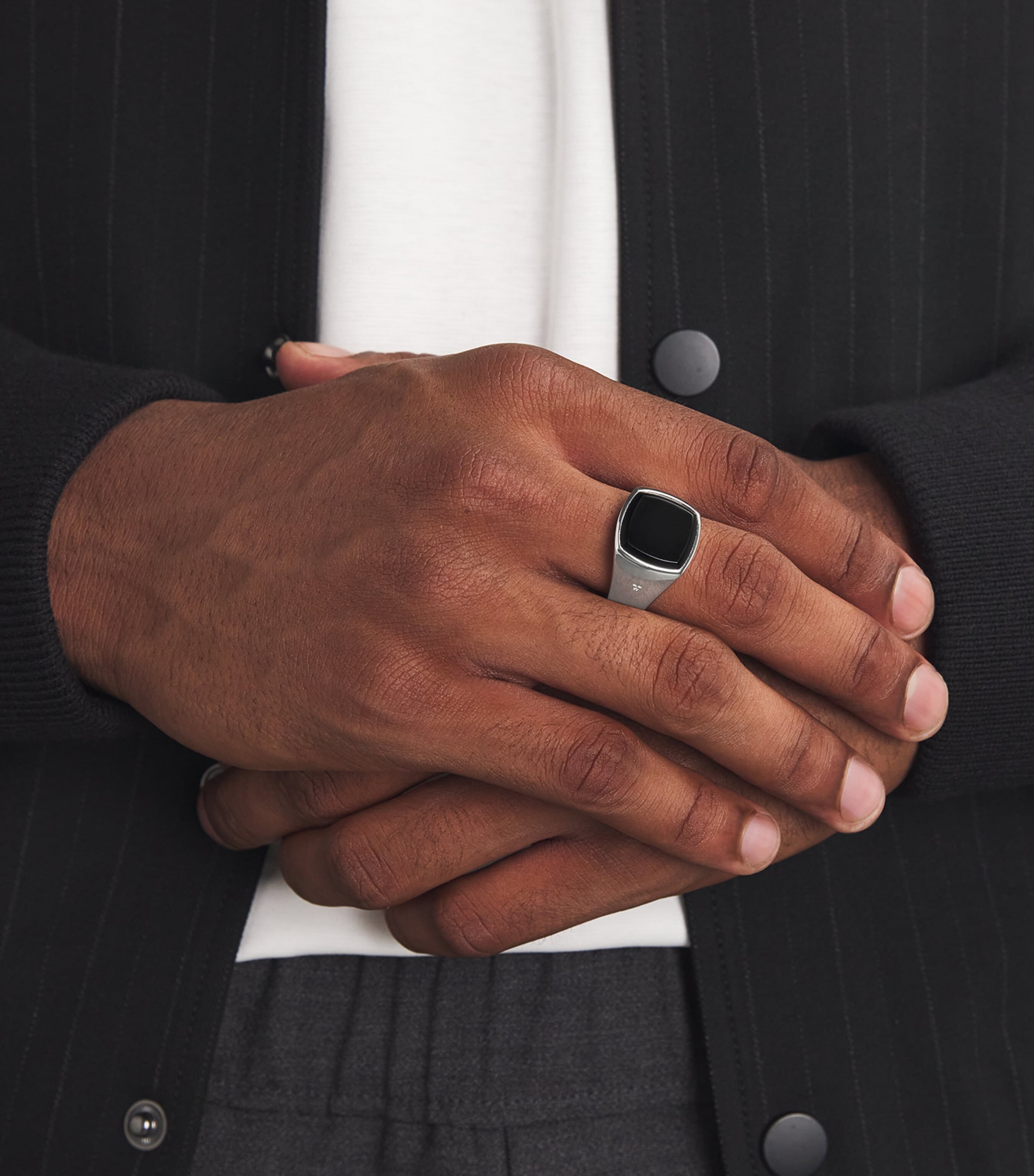 Tom Wood Polished Onyx Kay Signet Ring | Harrods US