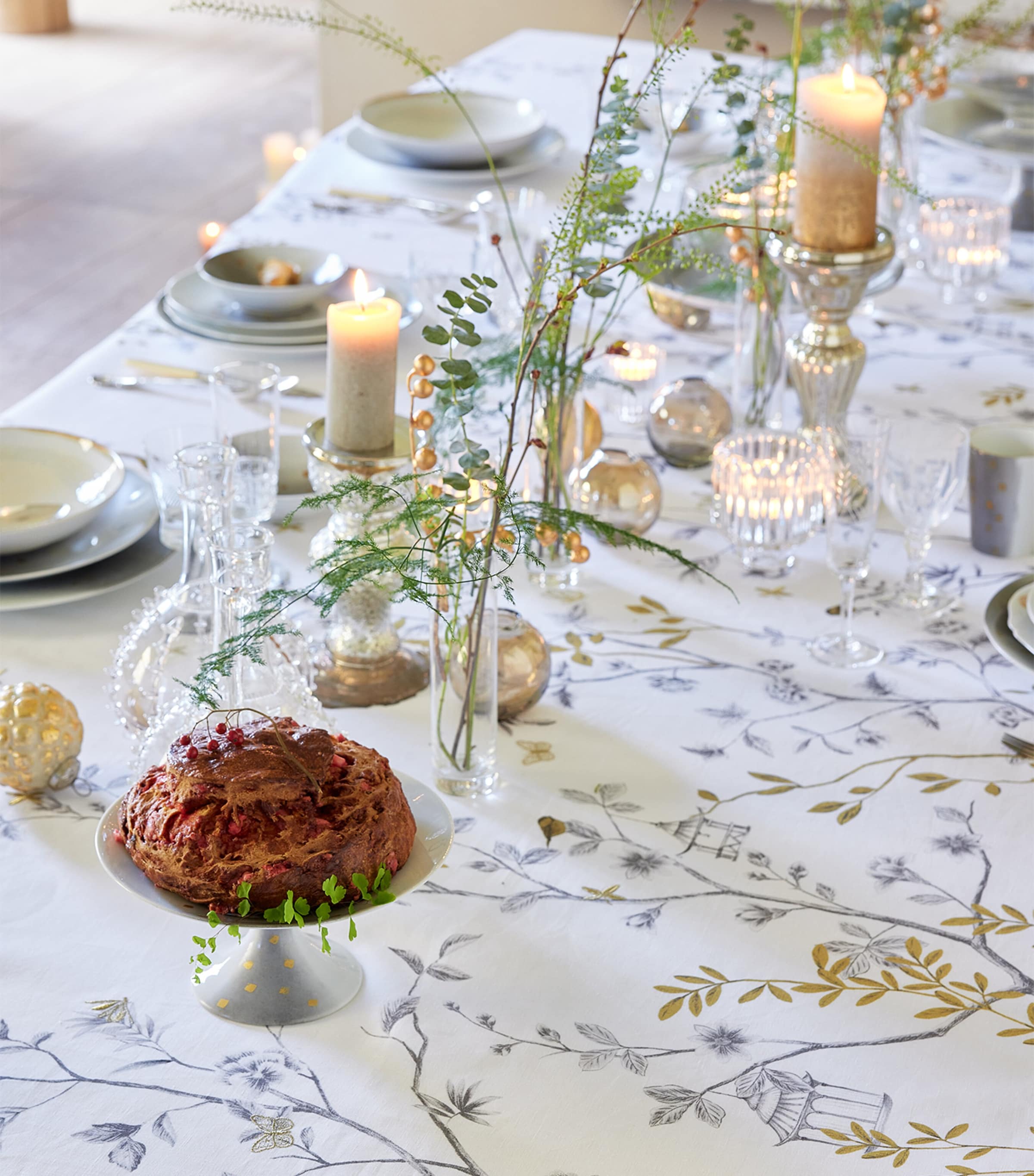 Linen Botanical Tablecloth (170cm x 250cm) WHUGE SR Image 5