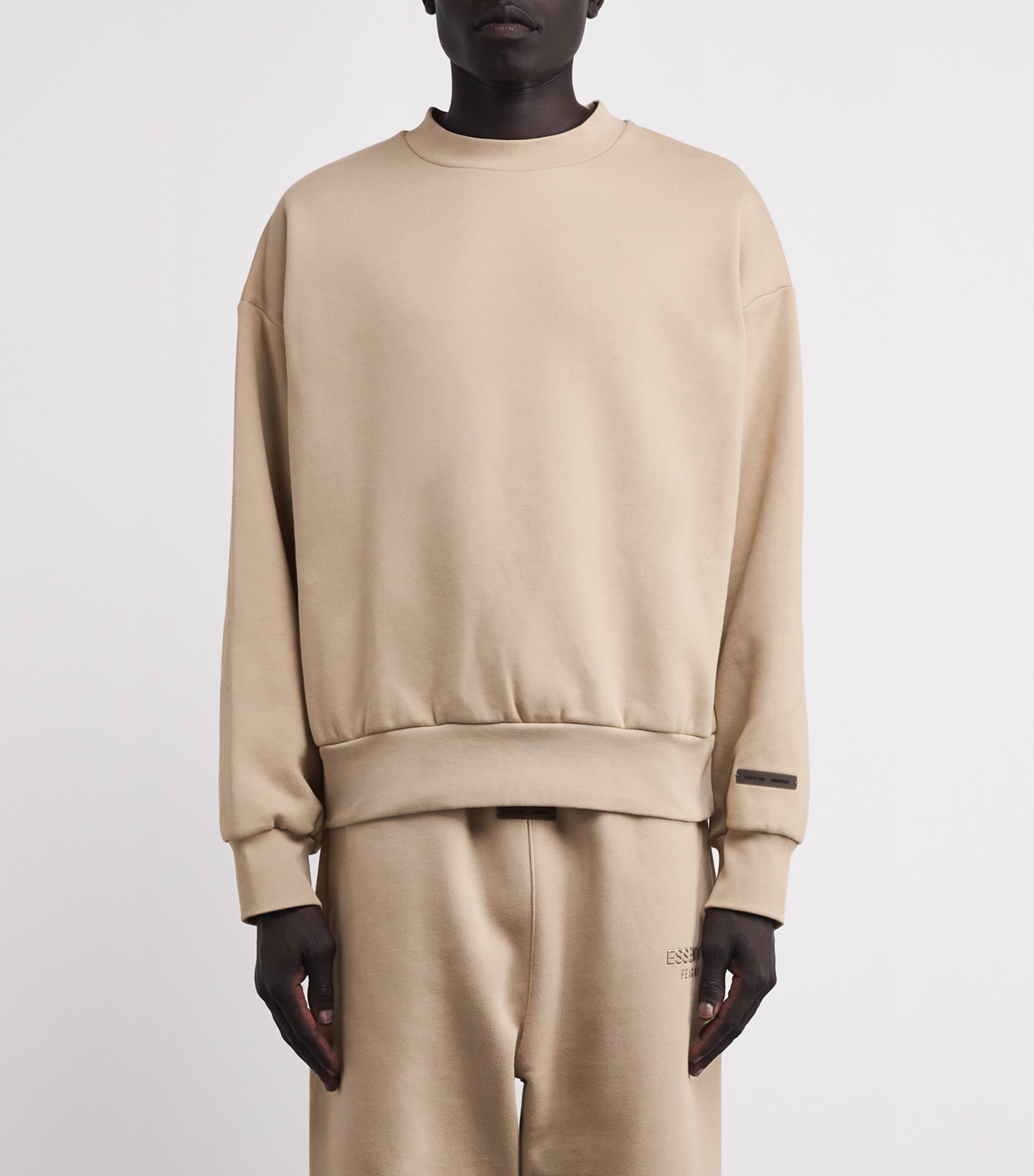 FEAR OF GOD ESSENTIALS Mens Cotton-Blend Back Logo Sweatshirt Timber Image 3