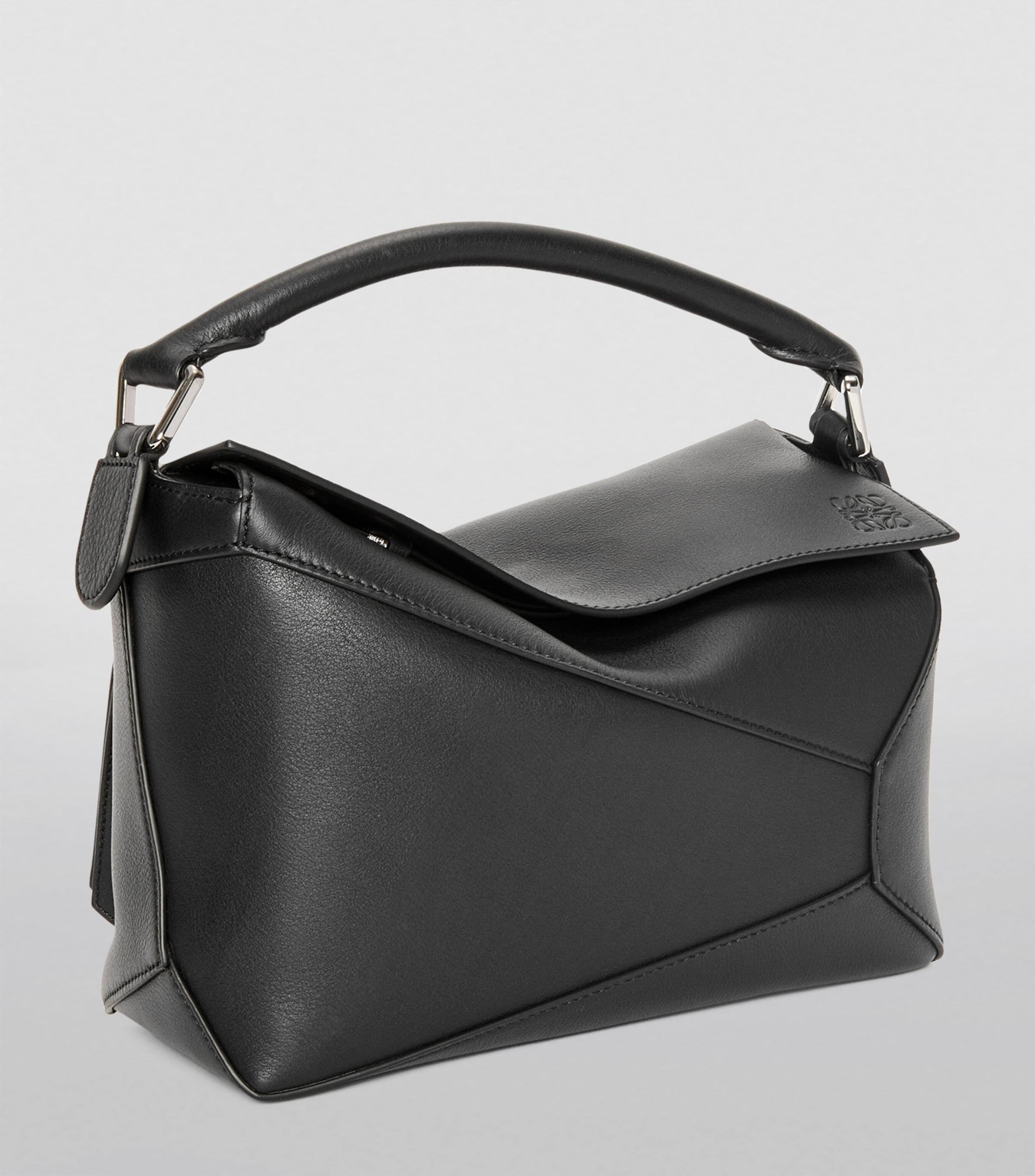 Small Leather Puzzle Edge Top-Handle Bag BLACK Image 5