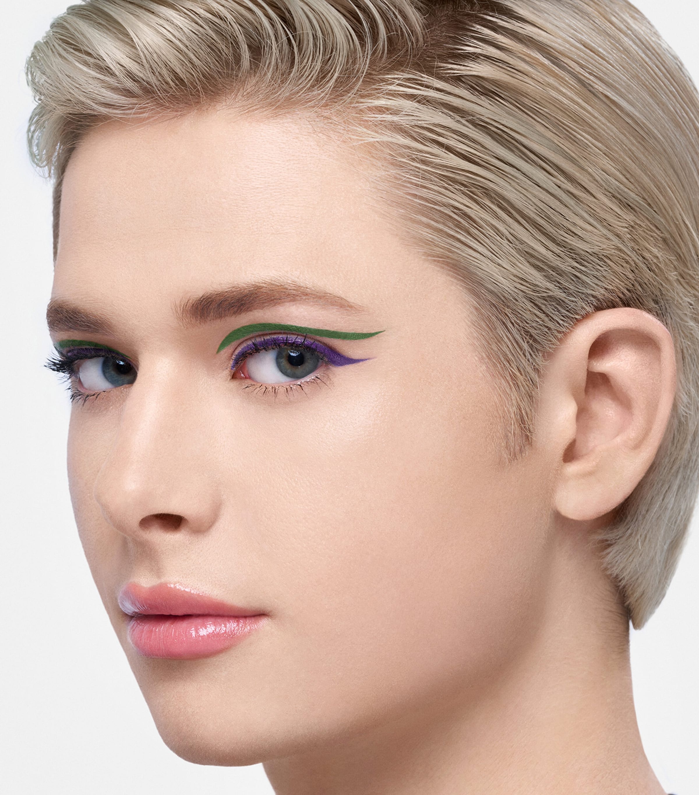 Dolce&Gabbana That’s My Line! 24H Lasting Waterproof Eyeliner Irl Image 3