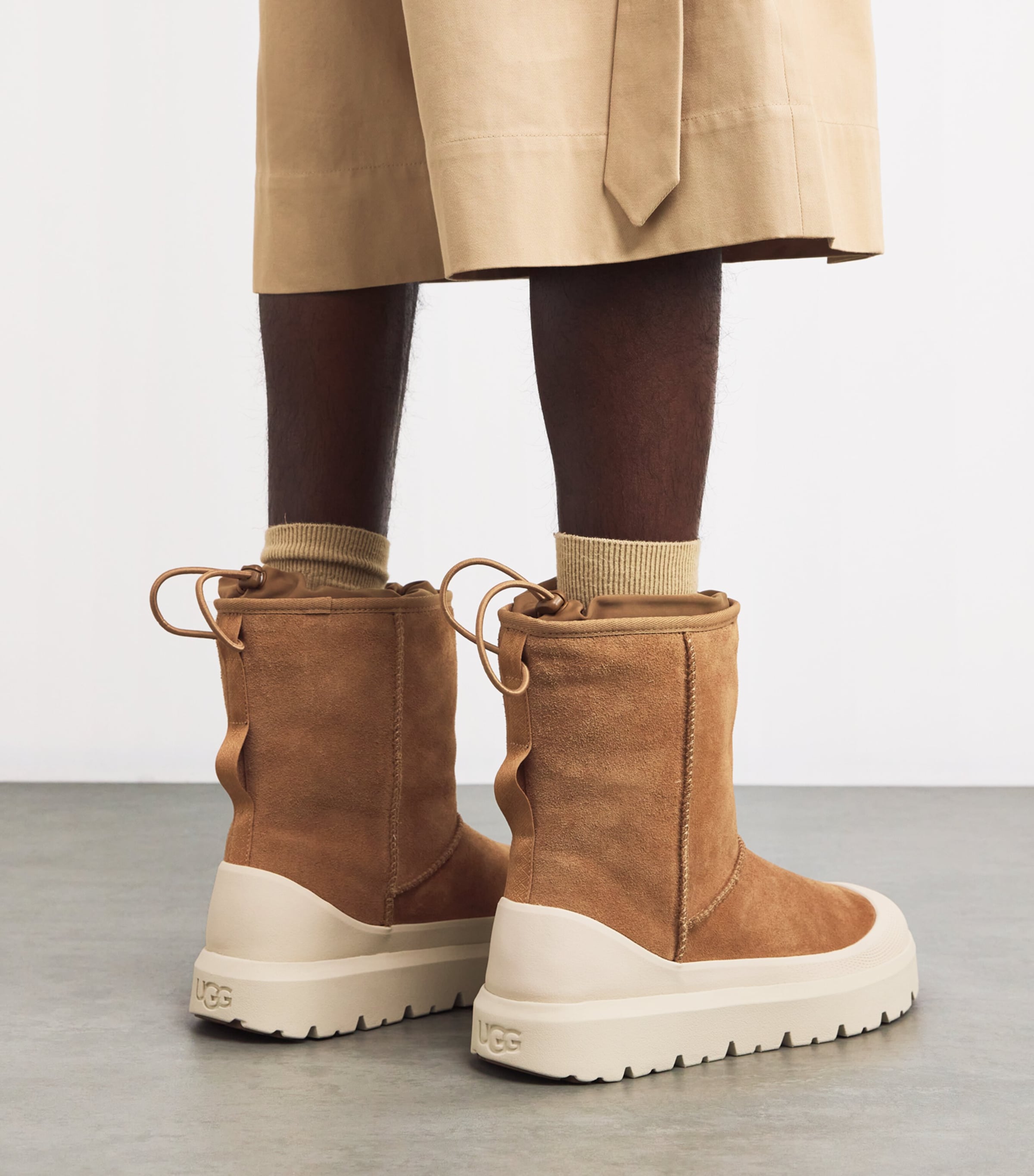 UGG Mens Suede Short Weather Hybrid Boots Tan Comb Image 2