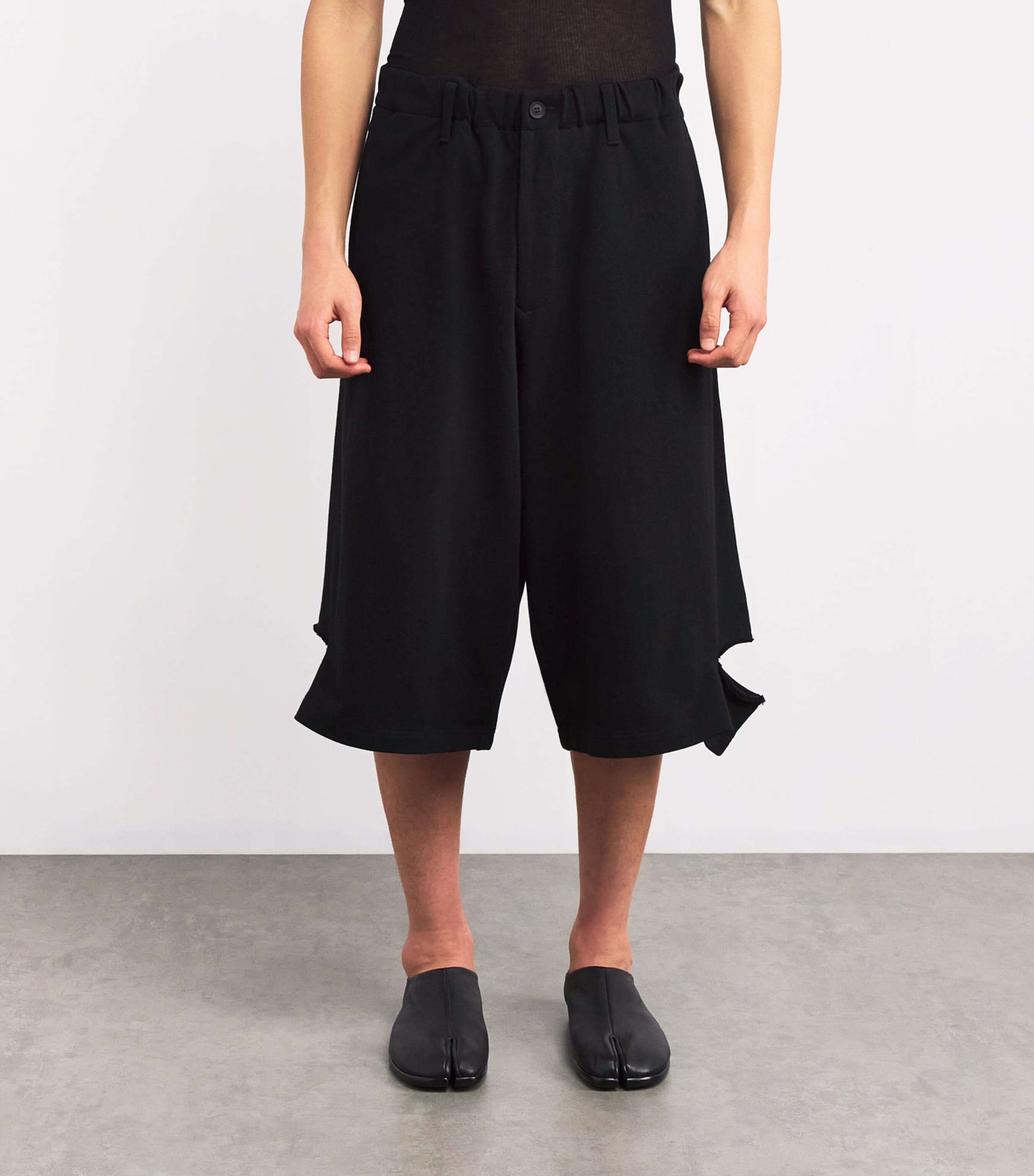 Yohji Yamamoto Black Split-Detail Shorts | Harrods TT Yohji Yamamoto Black Split-Detail Shorts | Harrods TT