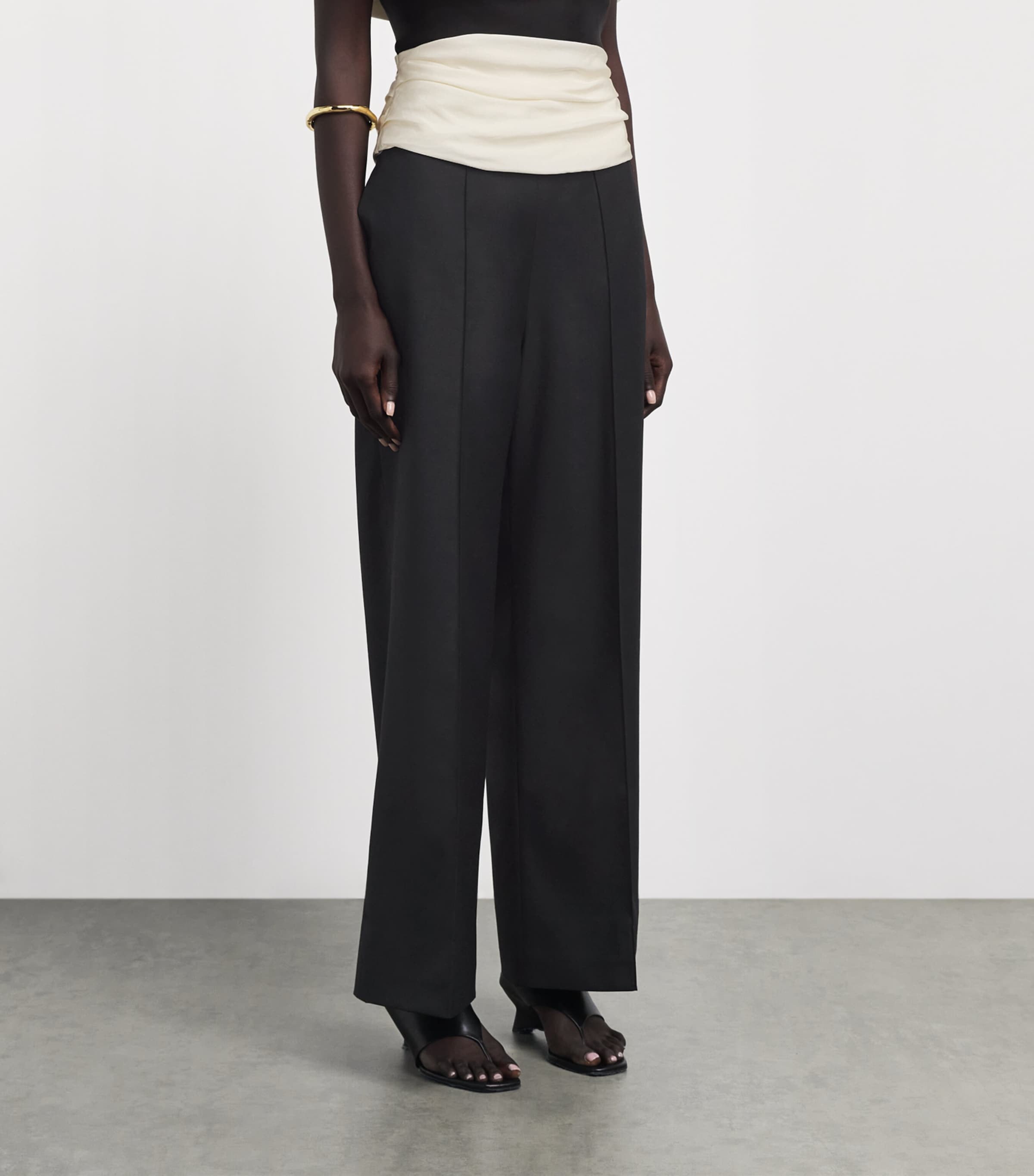Voranida Womens Ruched-Detail Perrin Trousers Black Image 4