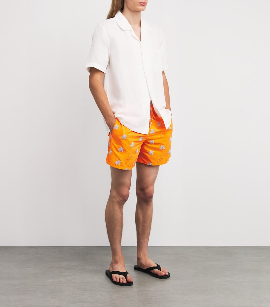 Vilebrequin Mens Embroidered Turtle Mistral Swim Shorts Image 2