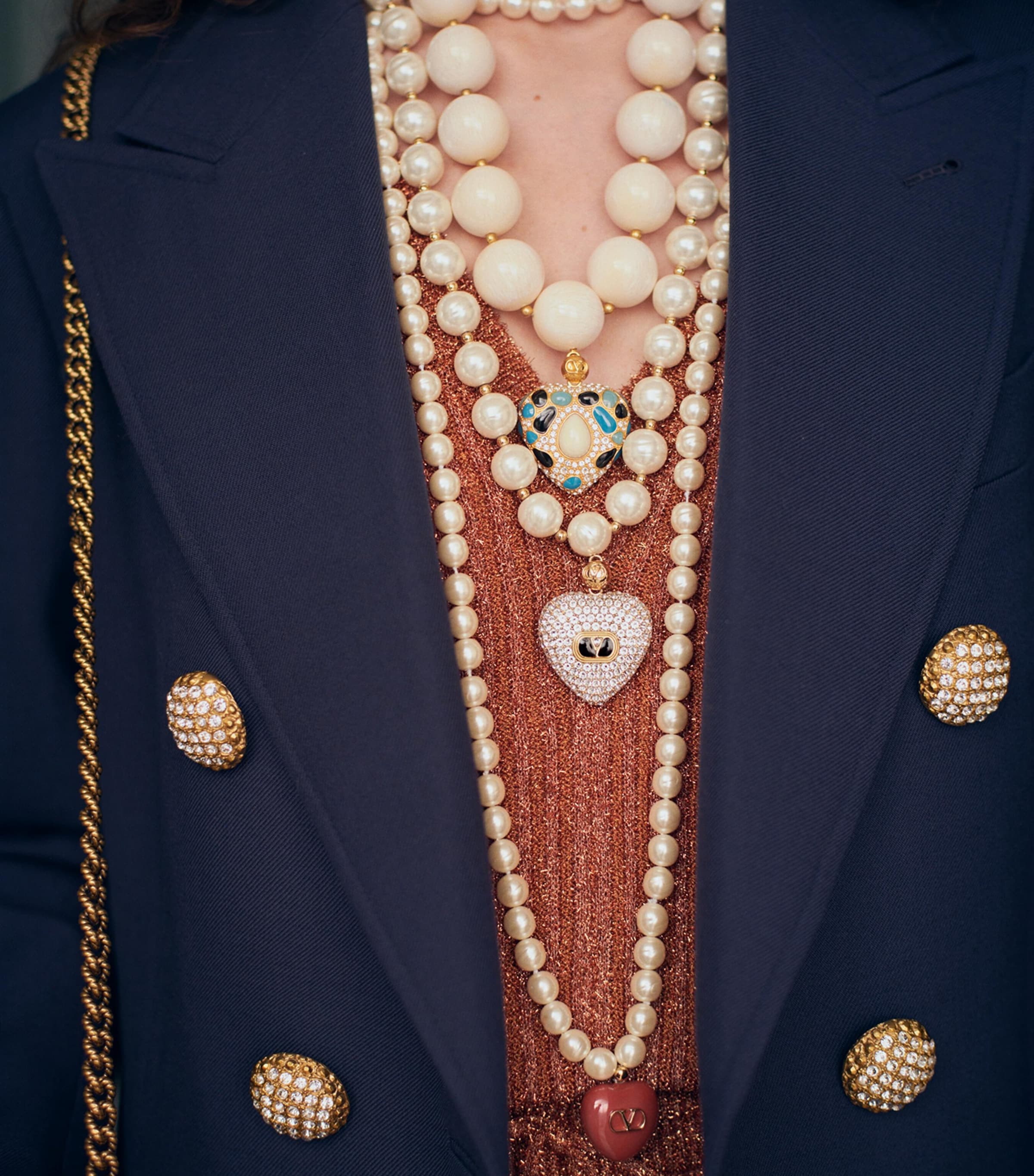 【関税＆送料込み】Valentino Garavani Coeur  Necklace Valentino Garavani: Off-White Coeur Royal Necklace | SSENSE