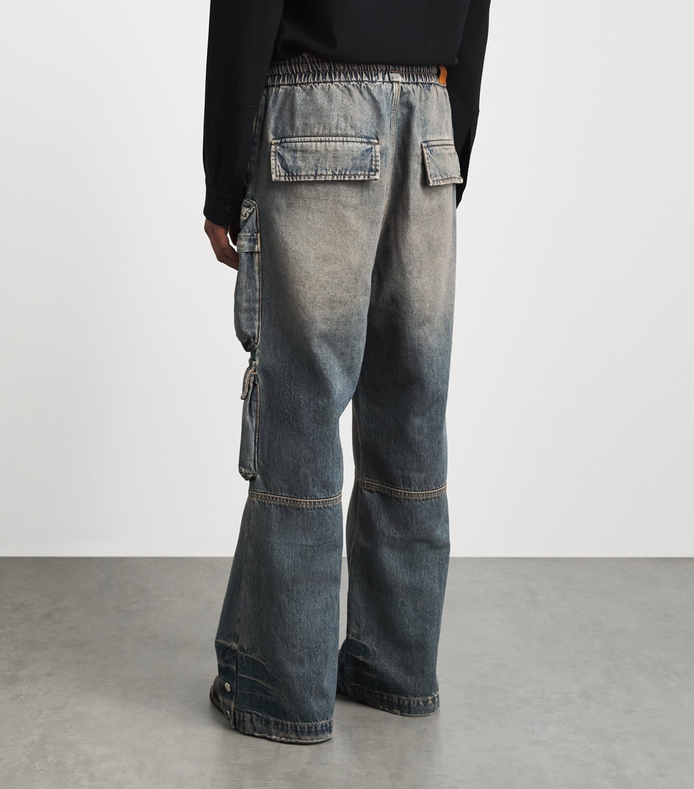 AMIRI Mens Cargo Wide-Leg Jeans Mirage Image 5