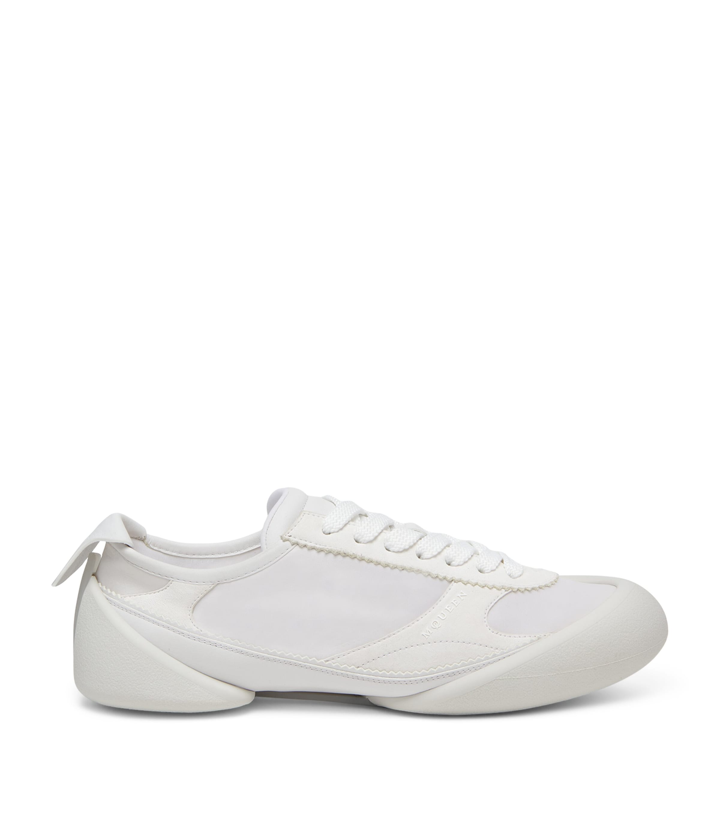 Alexander Mcqueen Mcqueen Flexion Sneaker In White