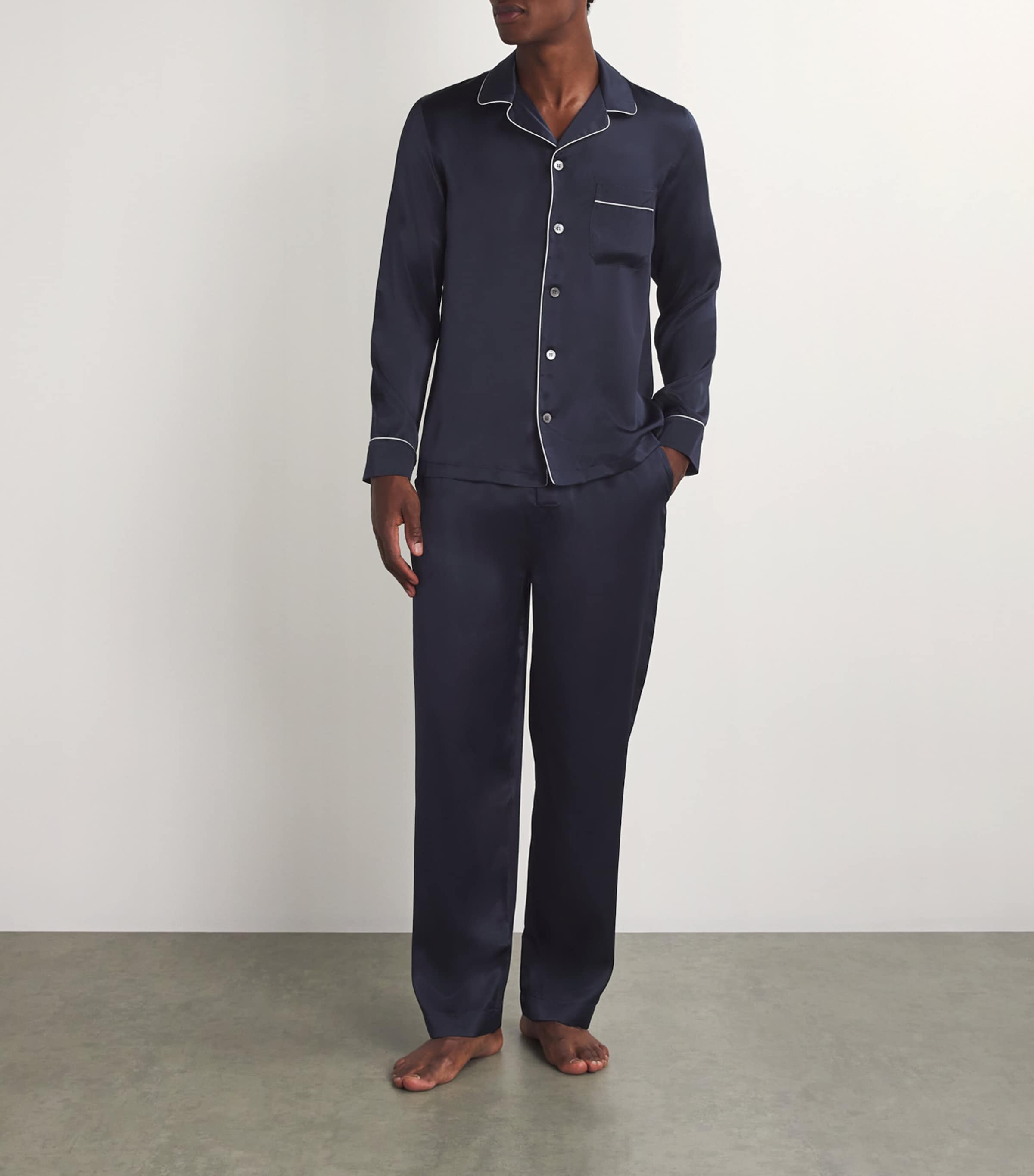 Silk Bailey Pyjama Set 1 NAVY Image 2