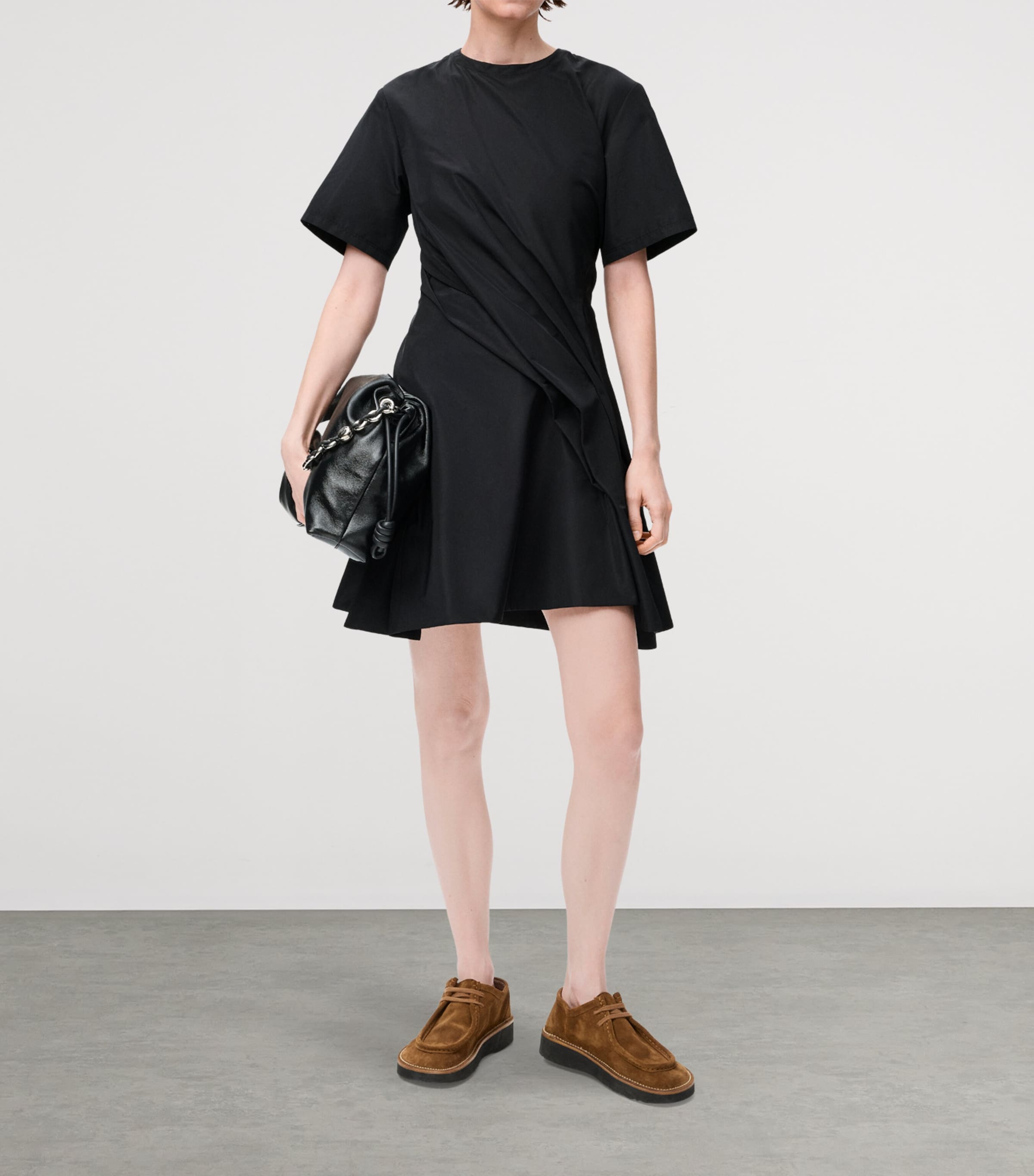 ワンピース LOEWE Black Satin Mini Dress Loewe Black Satin Mini Dress Loewe