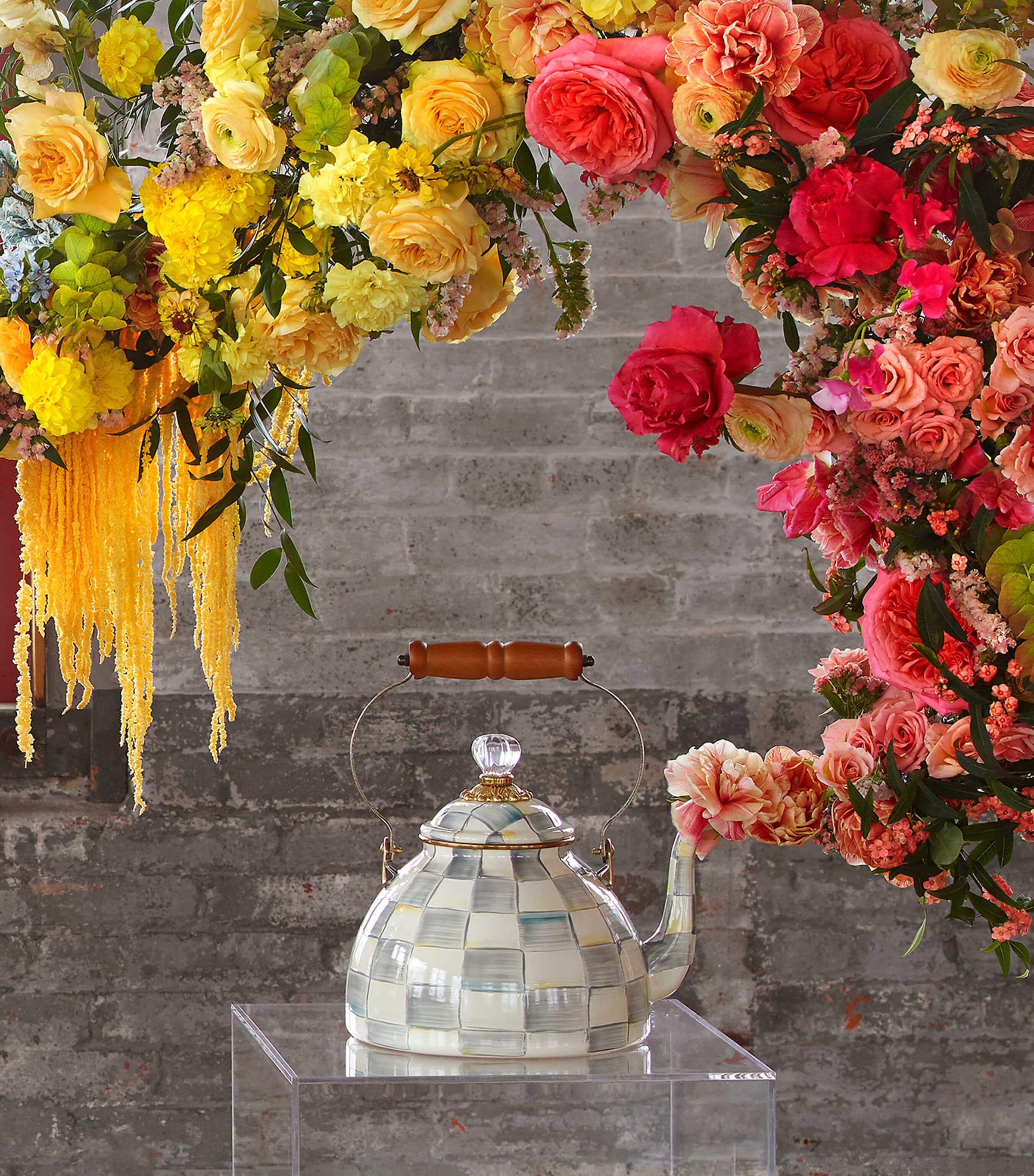 Sterling Check 2-Quart Tea Kettle SILVER Image 3