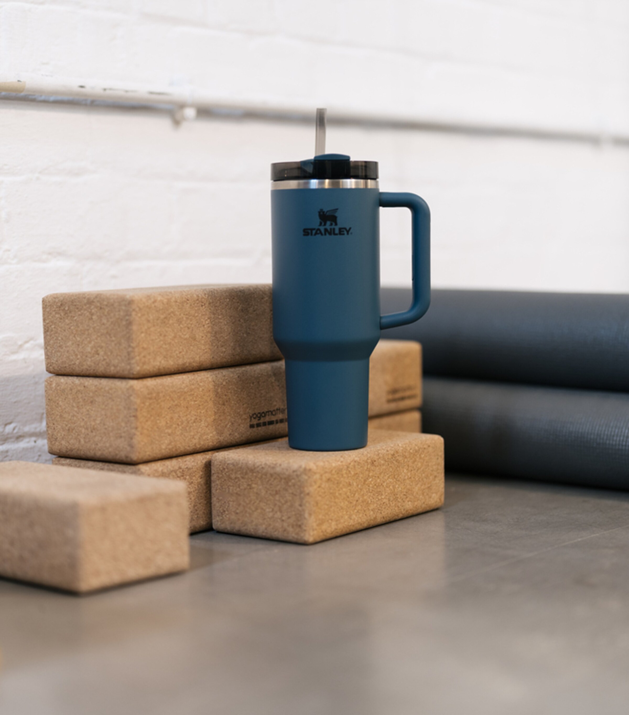 Quencher H2.0 Flowstate Tumbler (1.18L) BLUE SPRUCE Image 2