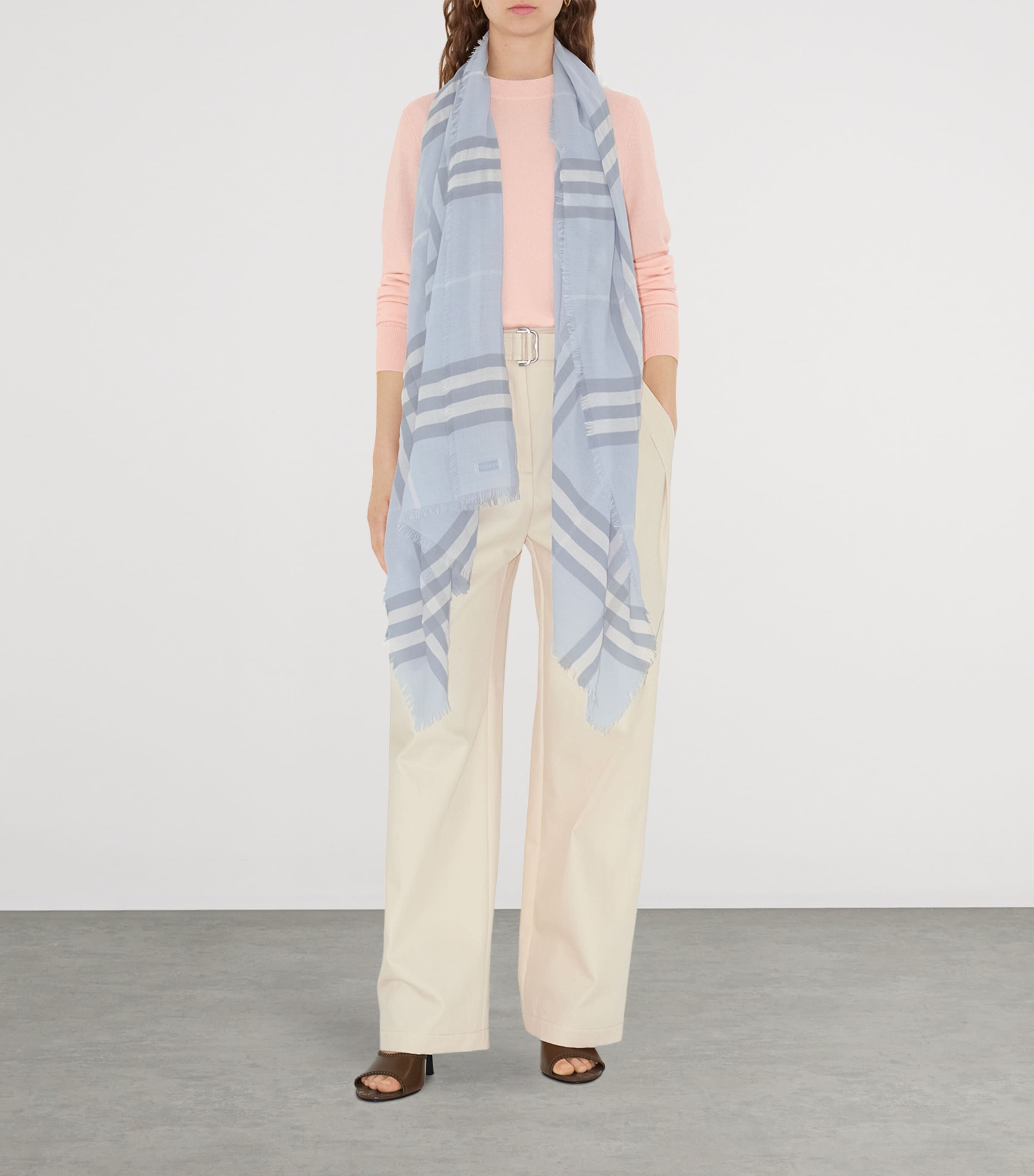 Wool Wide Check Scarf MIST BLUE Image 3