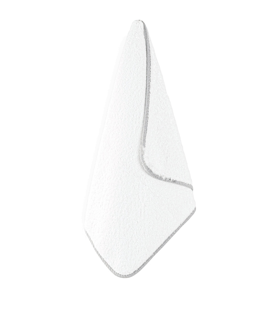 GRACCIOZA Cotton Portobello Wash Cloth (30cm x 30cm) White/lurex Silver Image 1