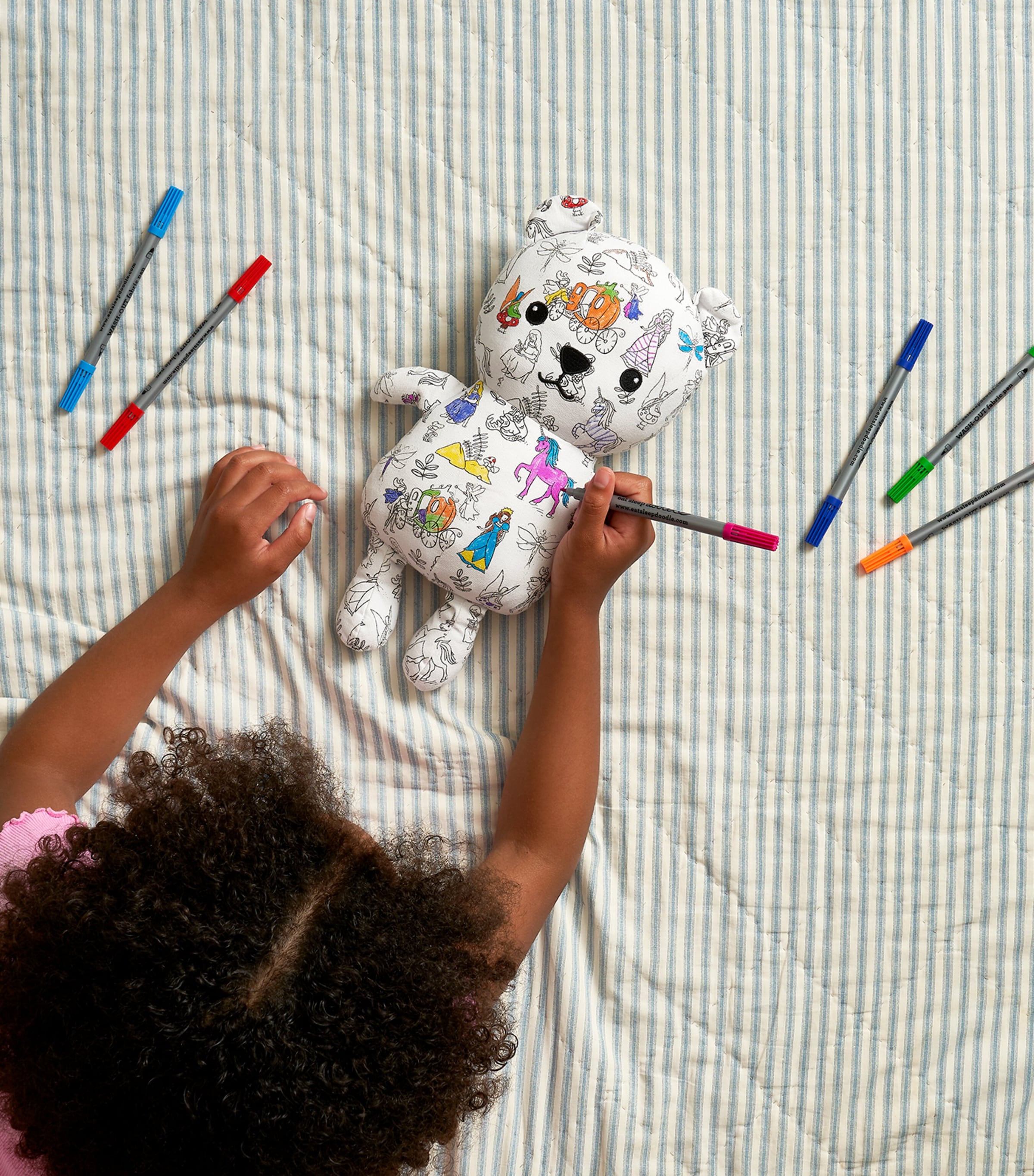 Colour-In Fairytale Artie Bear MULTI Image 3