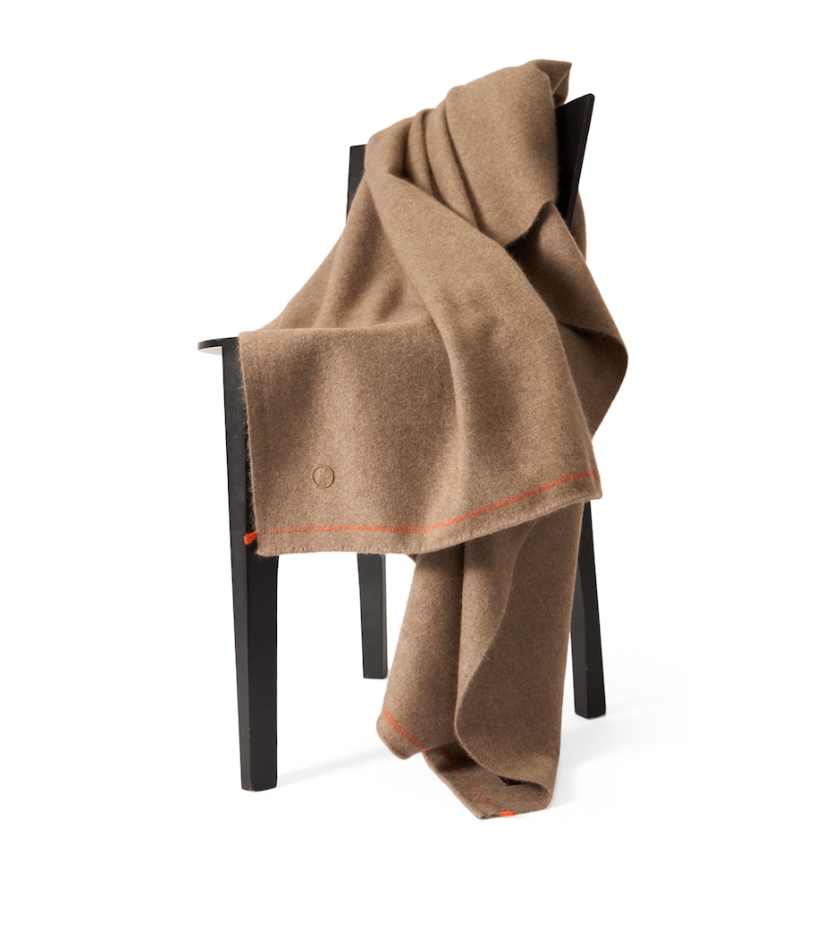 Oyuna Cashmere Sabra Throw (200cm x 145cm) Taupe Image 2