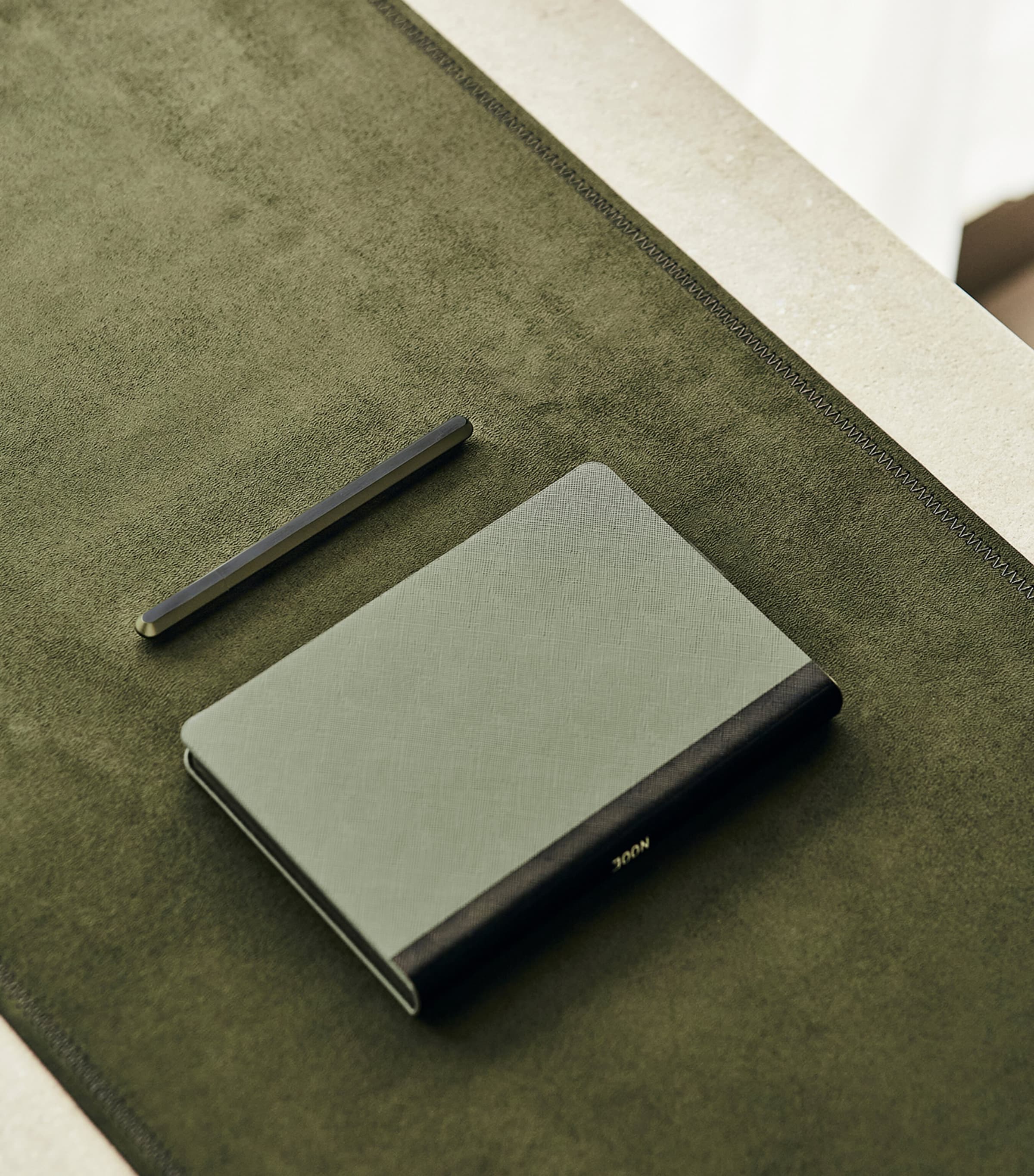 Bento Jot 3-Layer Stationary Storage Box GREEN Image 5