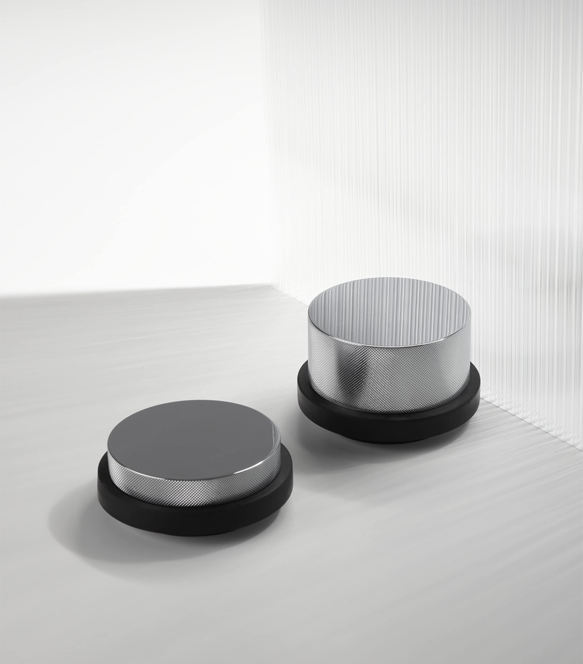 Brass Club Doorman Doorstop BLACK/CHROME Image 2