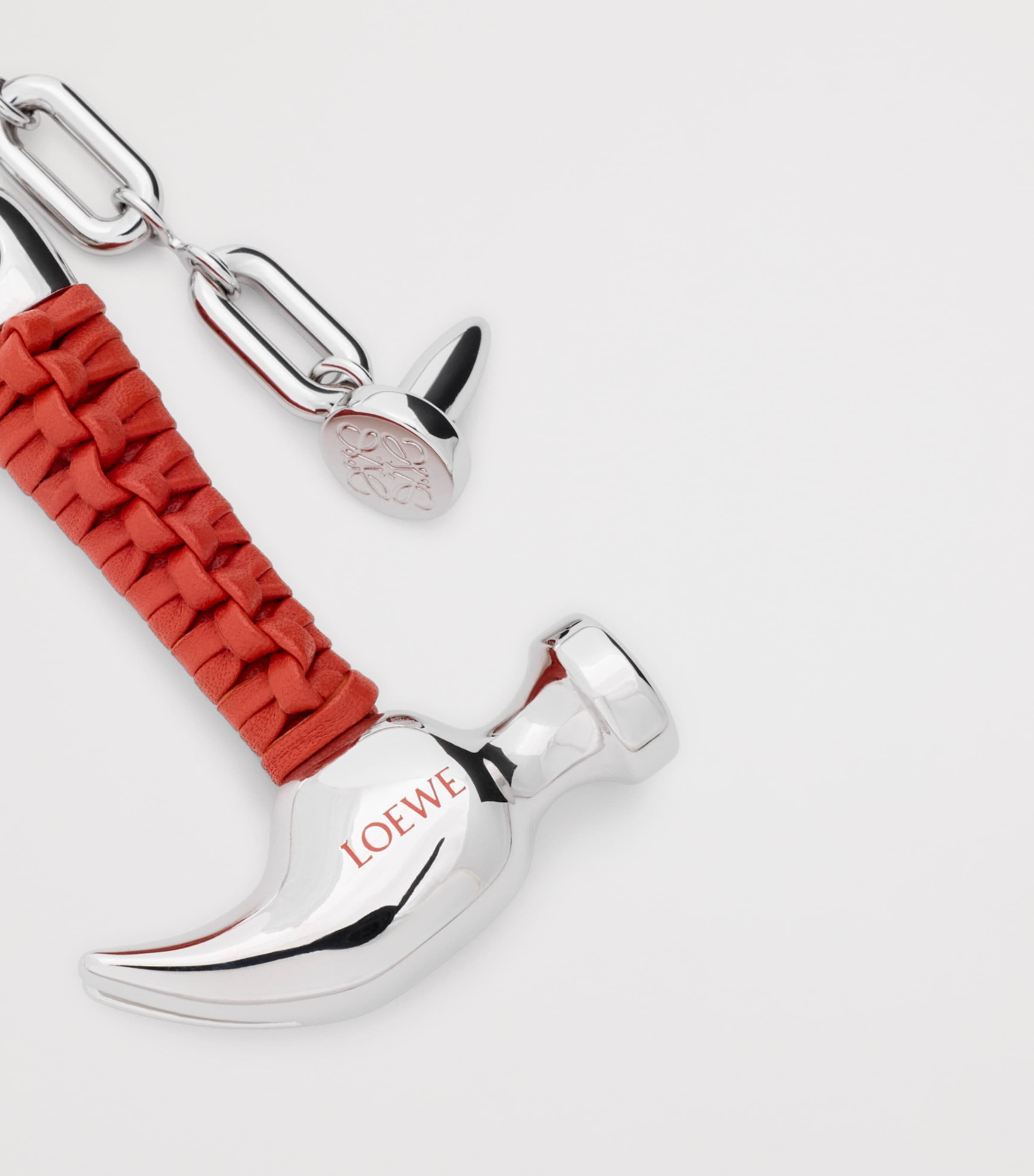 LOEWE Hammer Bag Charm Silver/red Image 2