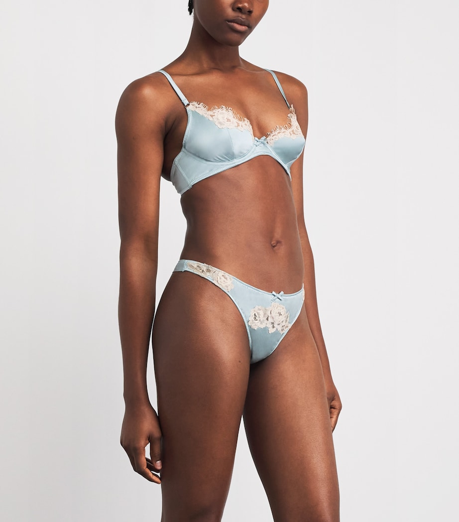 Fleur Du Mal Womens Silk Lace-Detail Juliet Thong Frosted Mint Image 2