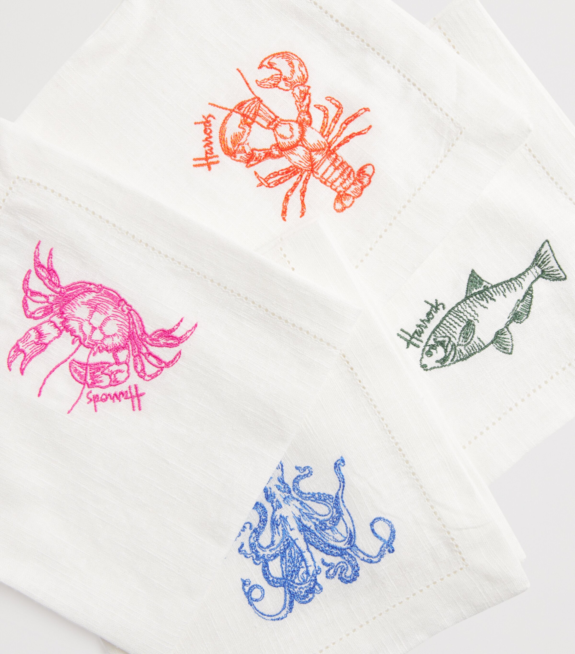 Linen Embroidered Sea Creature Napkins (Set of 4) SEA Image 3