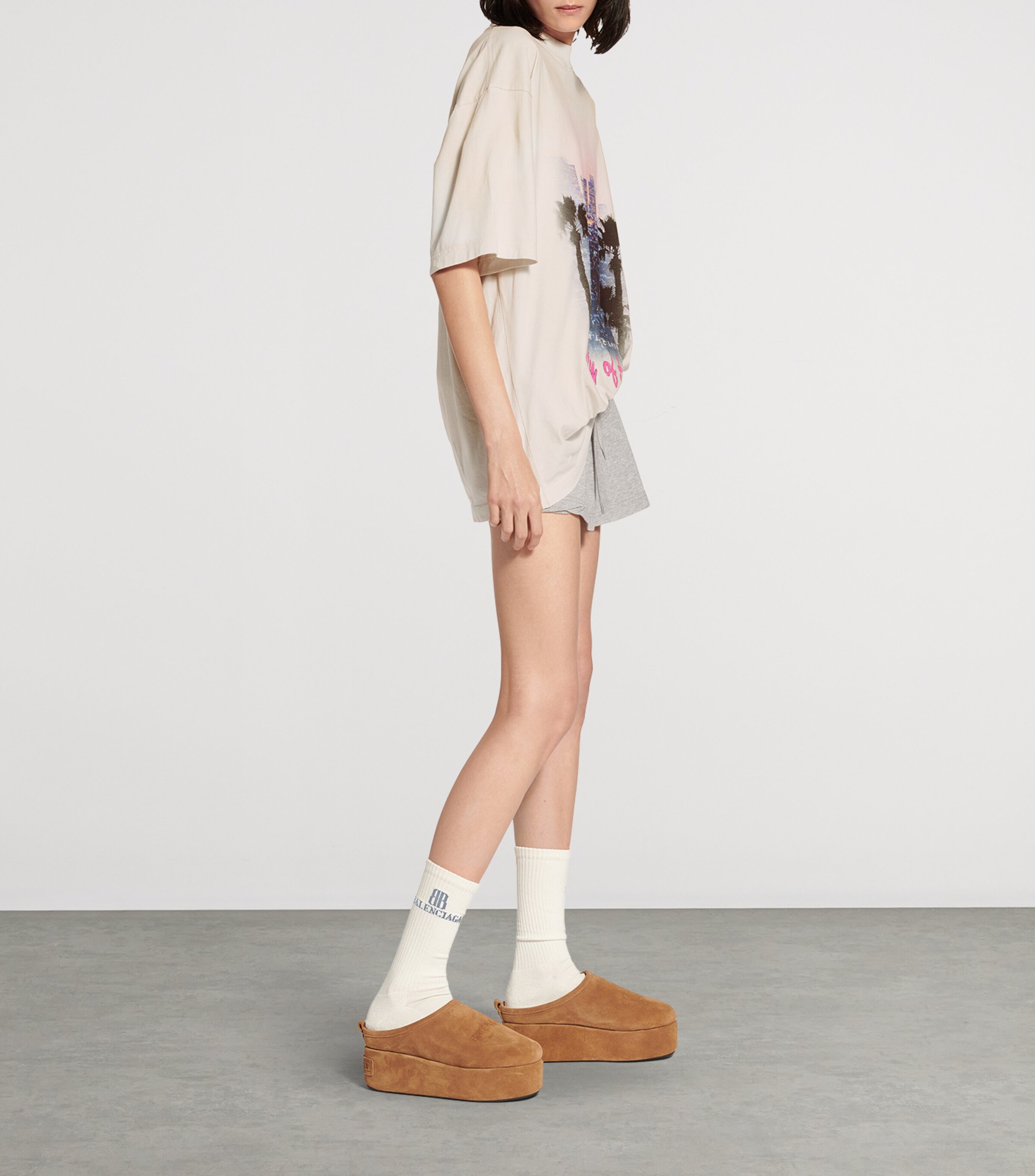 Tシャツ・カットソー BALENCIAGA Oversize cotton shirt with knotted details BALENCIAGA Oversized embroidered cotton-jersey T-shirt | NET
