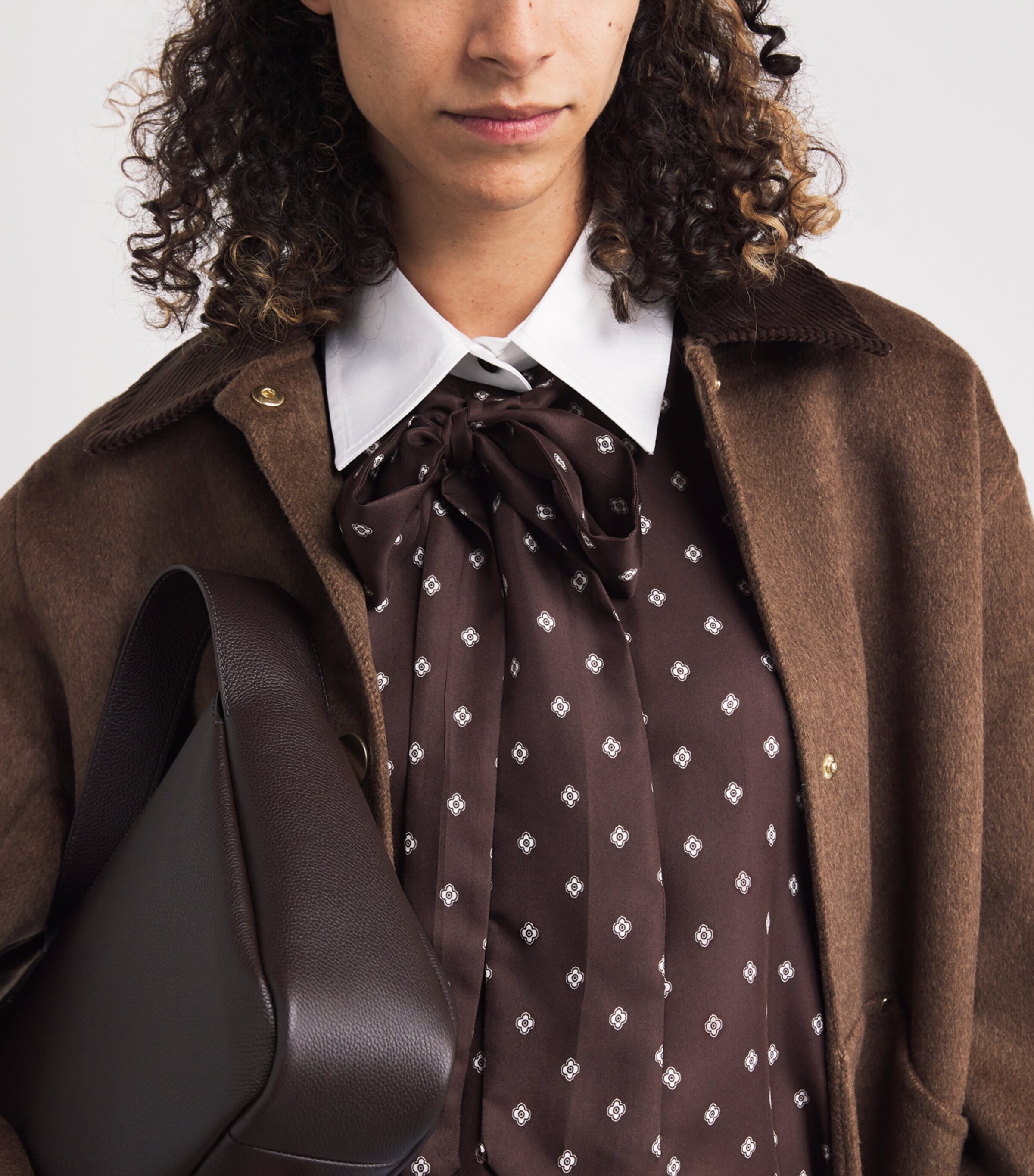 Silk Printed Tie-Detail Shirt BROWN / WHITE Image 6