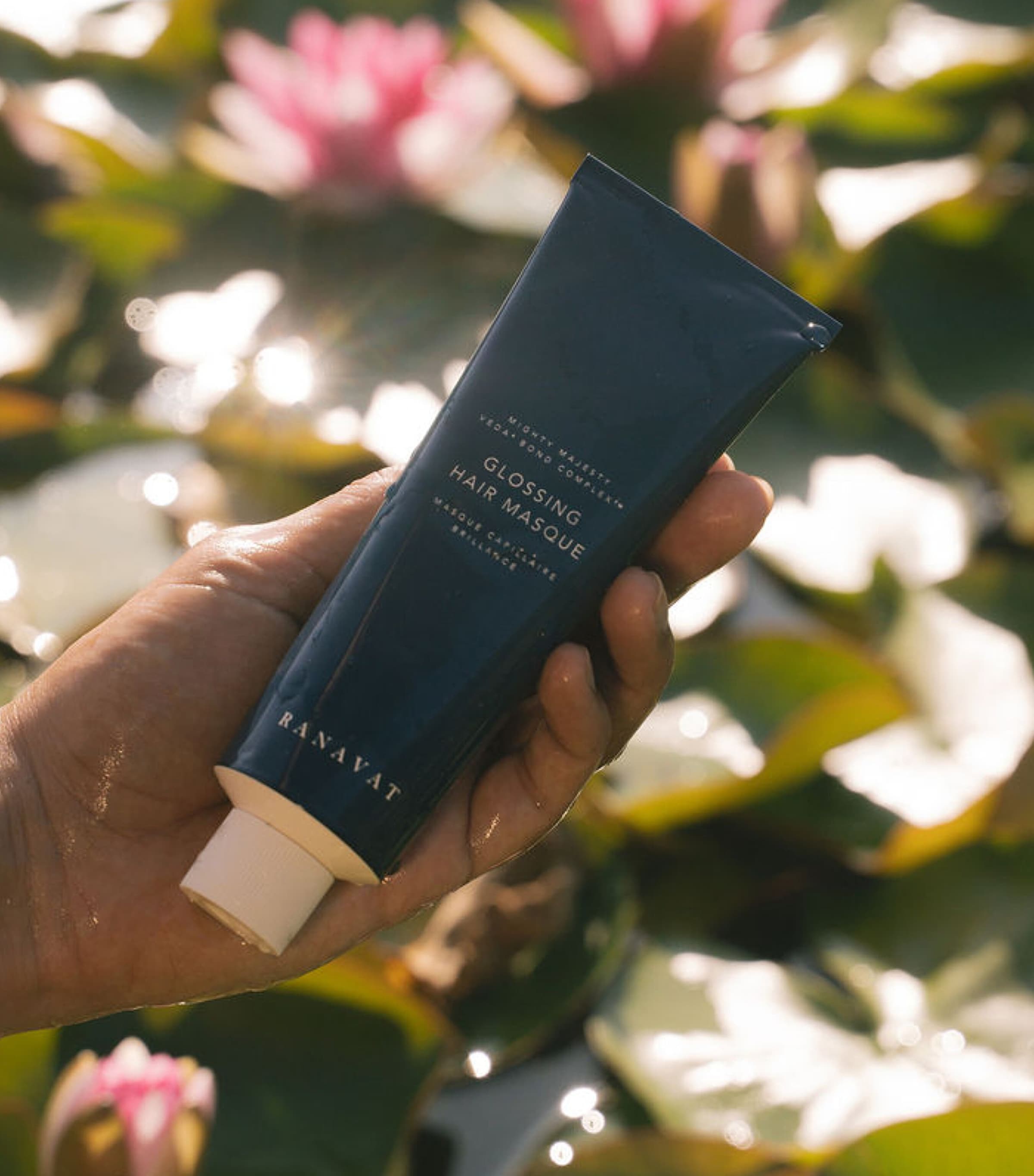 Mighty Majesty Glossing Hair Masque (150ml) NO COLOUR Image 4