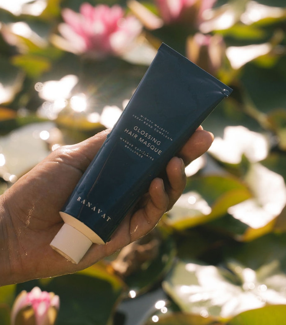 Mighty Majesty Glossing Hair Masque (150ml) NO COLOUR Image 4