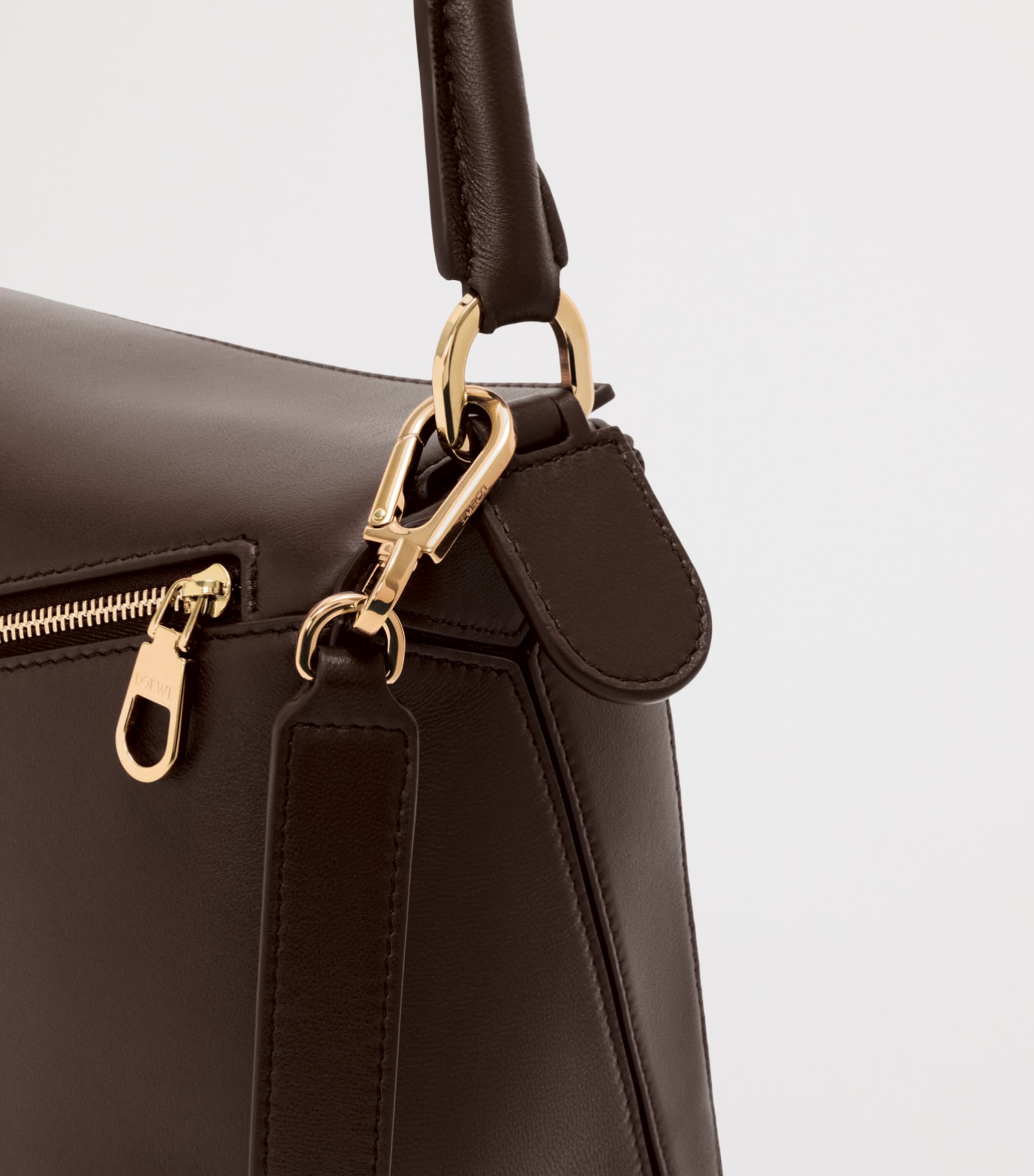 LOEWE Womens Medium Leather Puzzle Top-Handle Bag Dark Chestnut Image 9